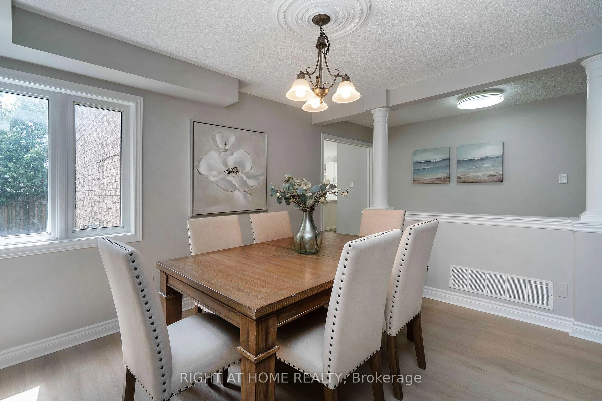 Photo 12 of 2425 Nichols Drive, Oakville, Wedgewood Creek — HOMEH