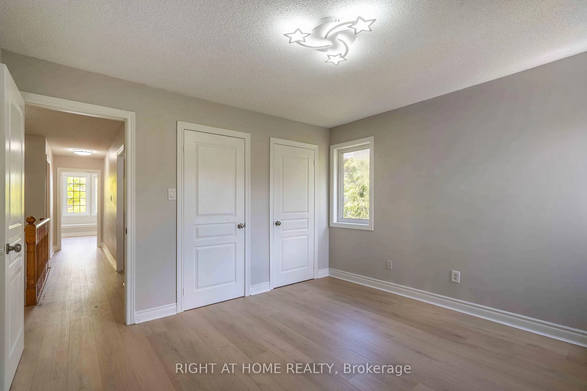 Photo 38 of 2425 Nichols Drive, Oakville, Wedgewood Creek — HOMEH