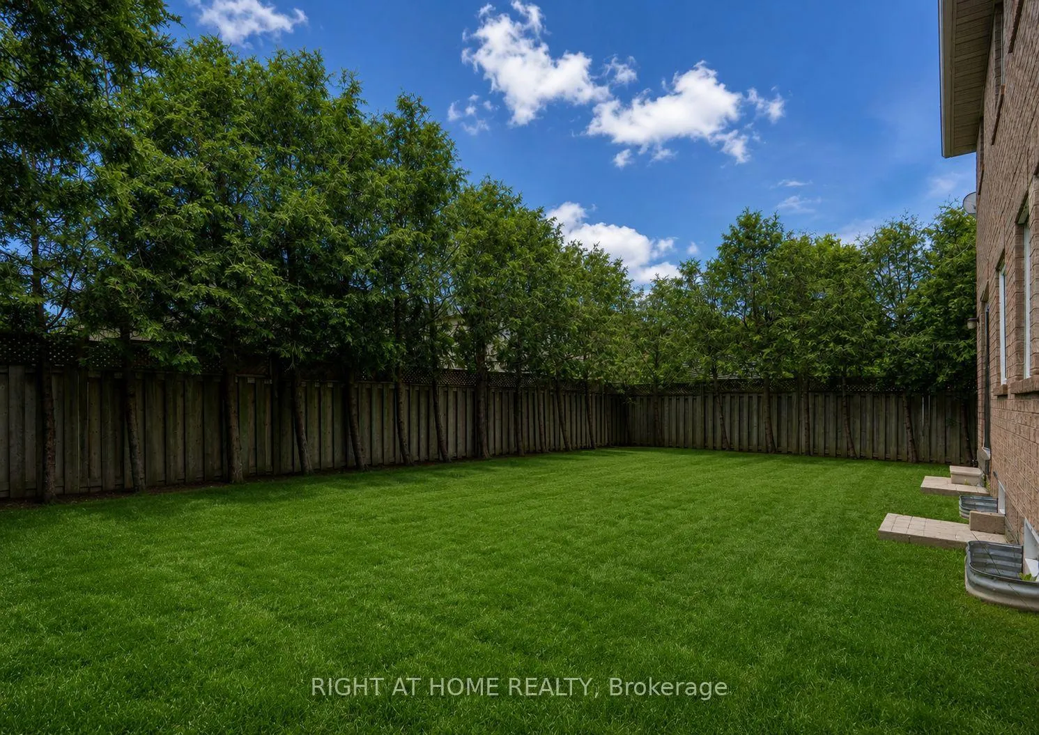 Photo 48 of 2425 Nichols Drive, Oakville, Wedgewood Creek — HOMEH