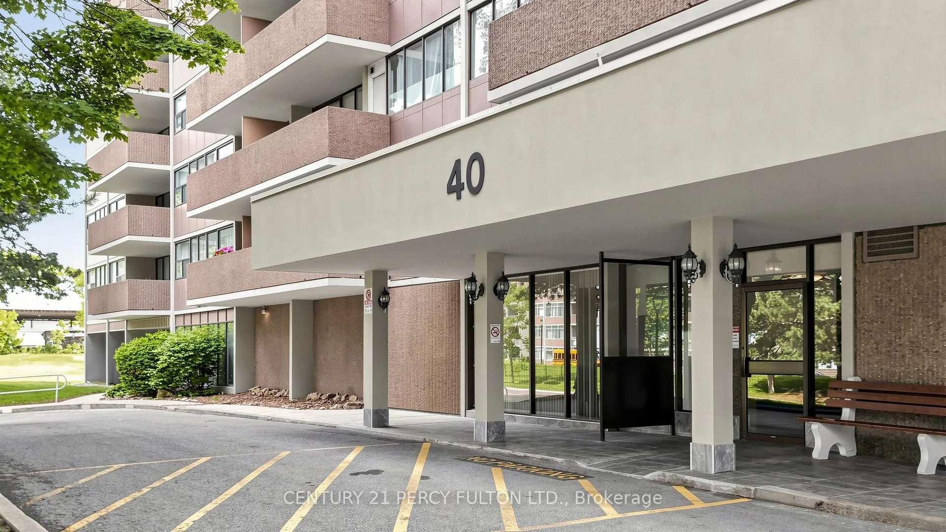 Photo 4 of Unit PH103, 40 Bay Mills Boulevard, Scarborough, Tam O'Shanter-Sullivan — HOMEH