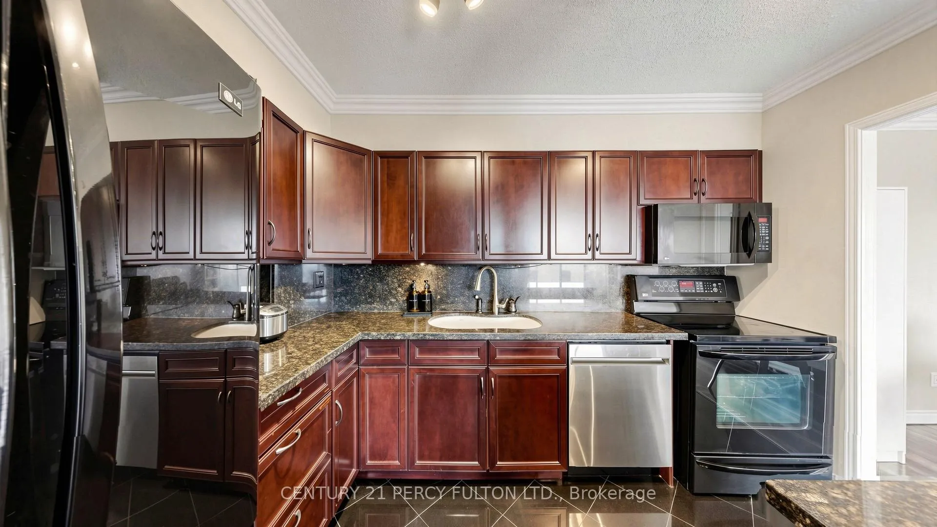 Photo 23 of Unit PH103, 40 Bay Mills Boulevard, Scarborough, Tam O'Shanter-Sullivan — HOMEH
