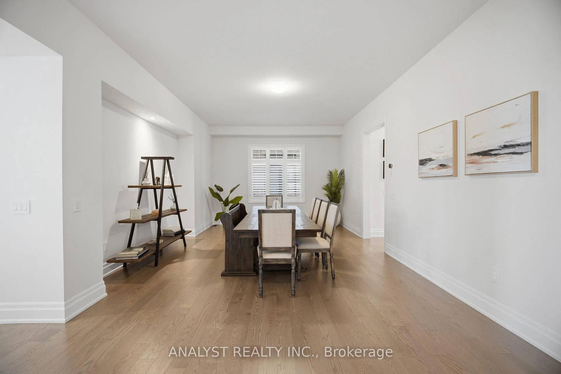 Photo 7 of 189 McMichael Avenue, Vaughan, Kleinburg — HOMEH