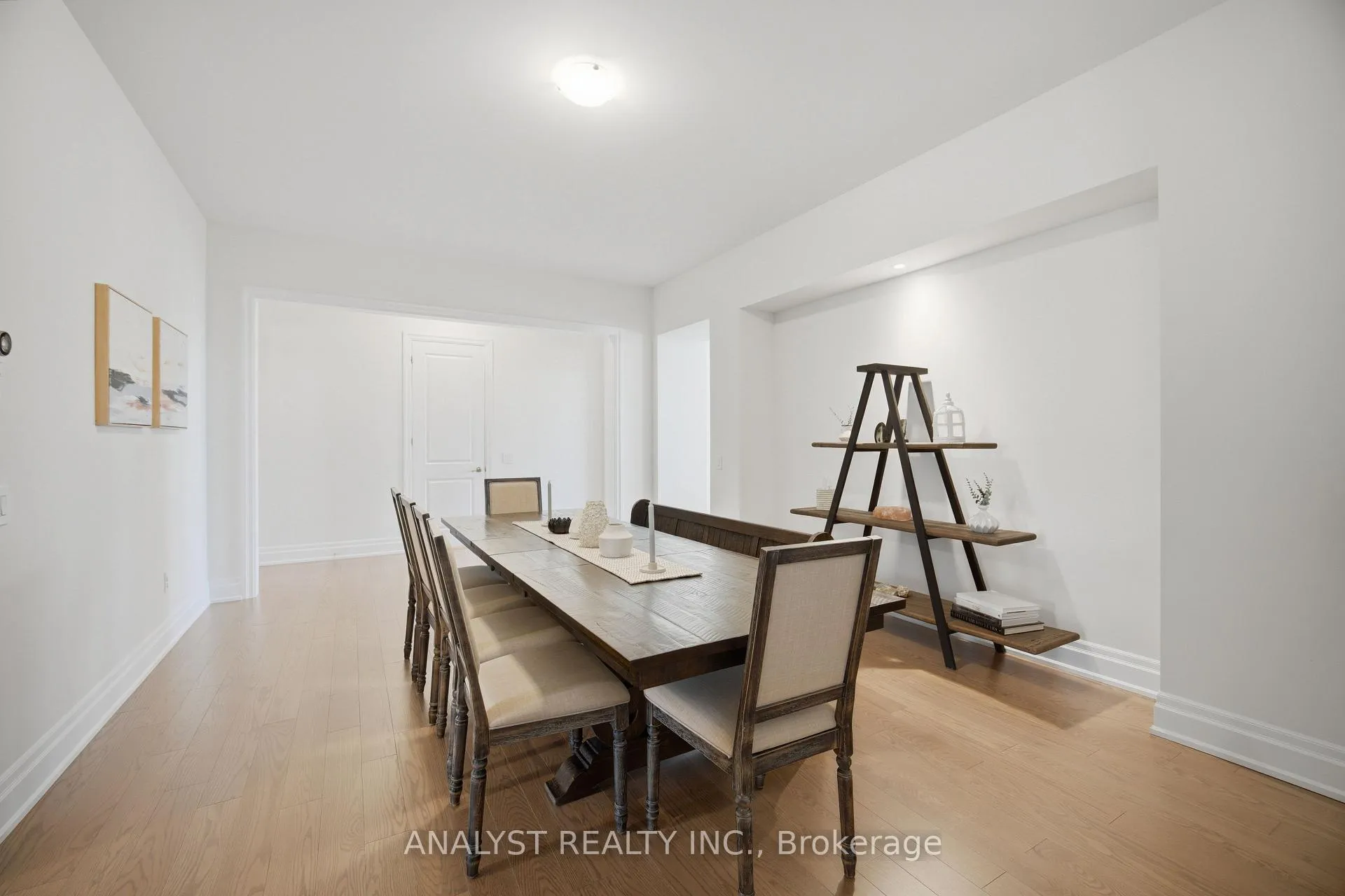 Photo 8 of 189 McMichael Avenue, Vaughan, Kleinburg — HOMEH
