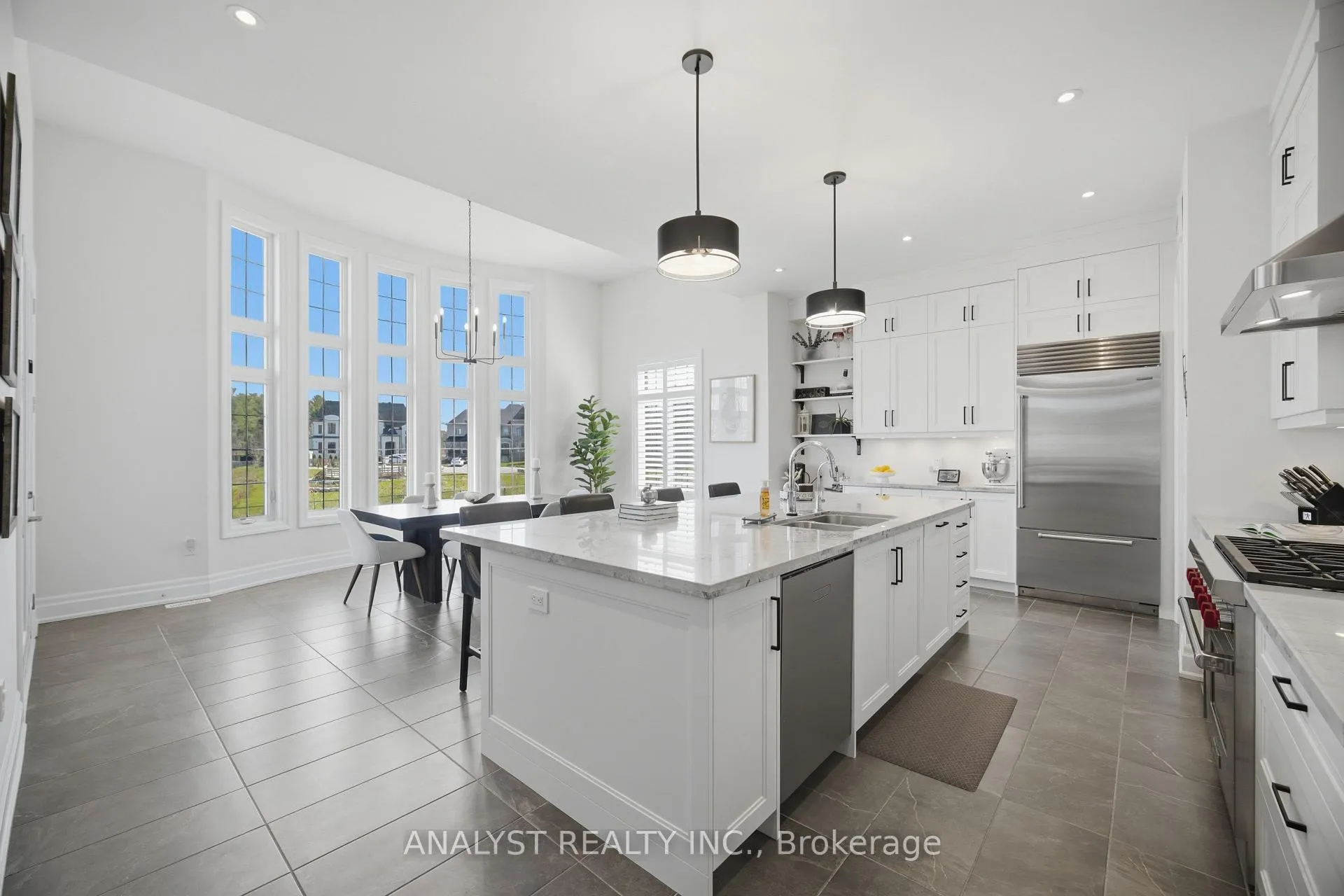 Photo 13 of 189 McMichael Avenue, Vaughan, Kleinburg — HOMEH