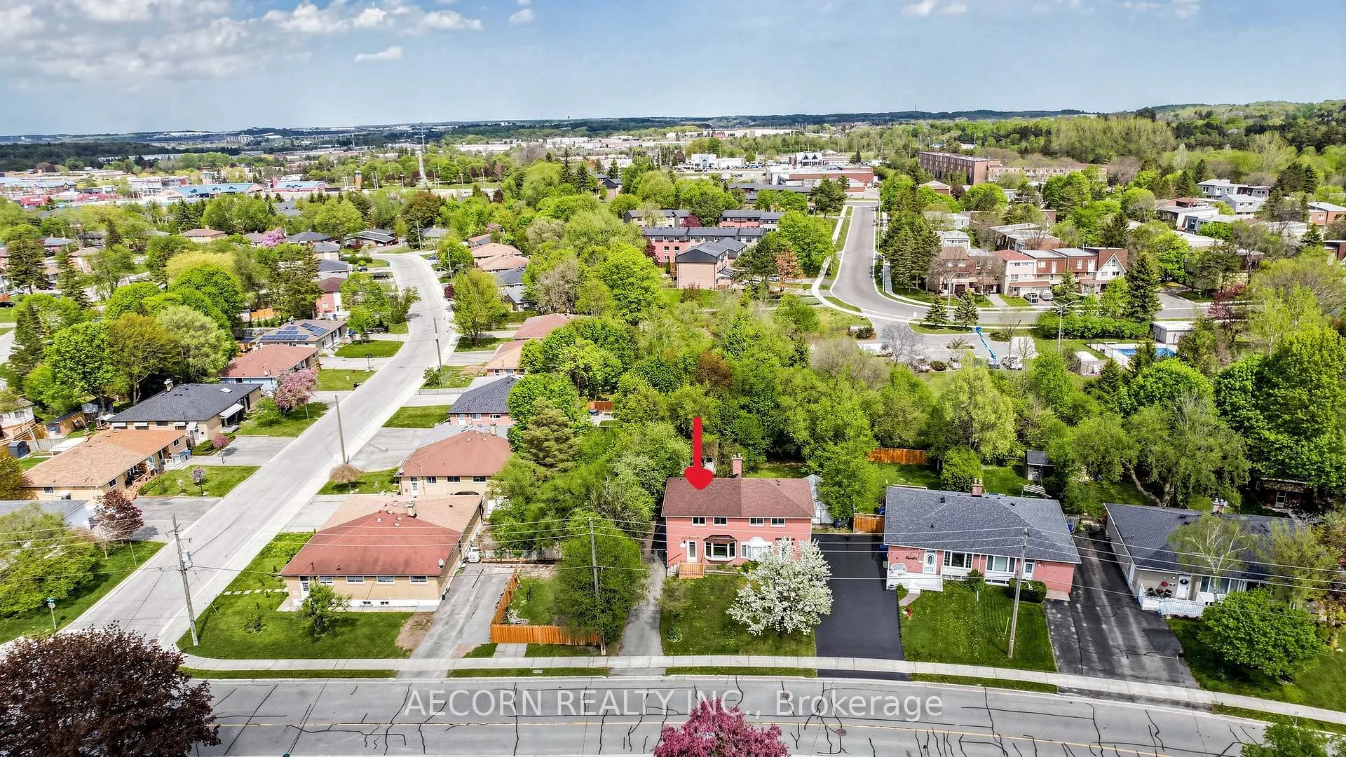 Photo 2 of 17 Richardson Drive, Aurora, Aurora Highlands — HOMEH