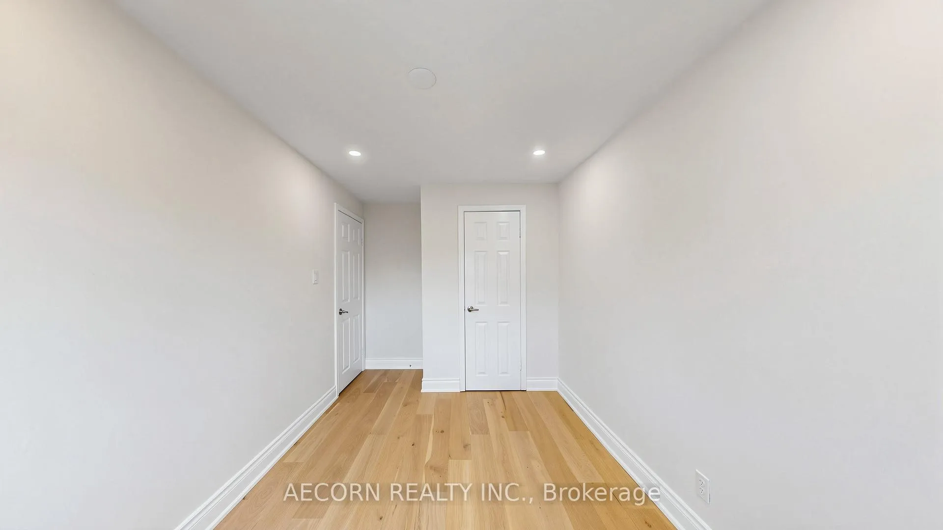 Photo 18 of 17 Richardson Drive, Aurora, Aurora Highlands — HOMEH