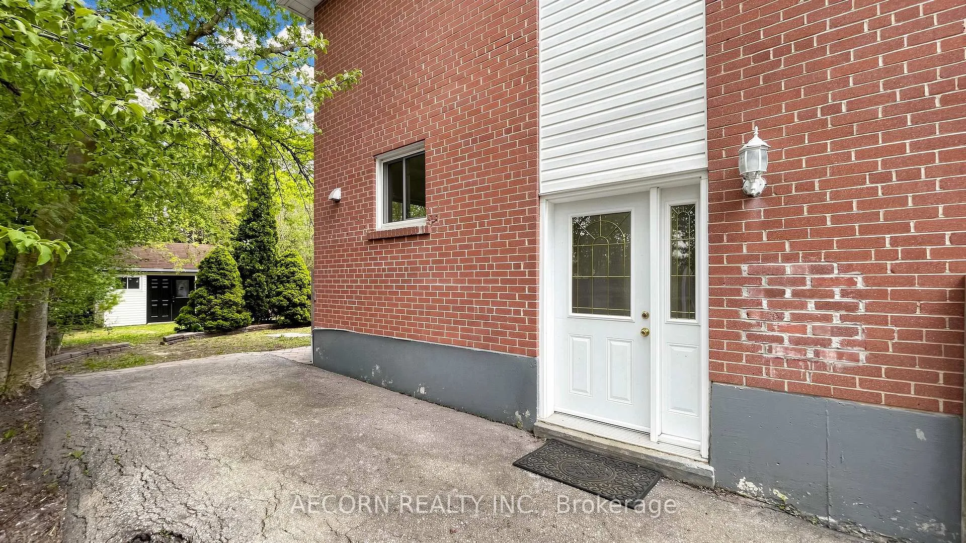 Photo 21 of 17 Richardson Drive, Aurora, Aurora Highlands — HOMEH