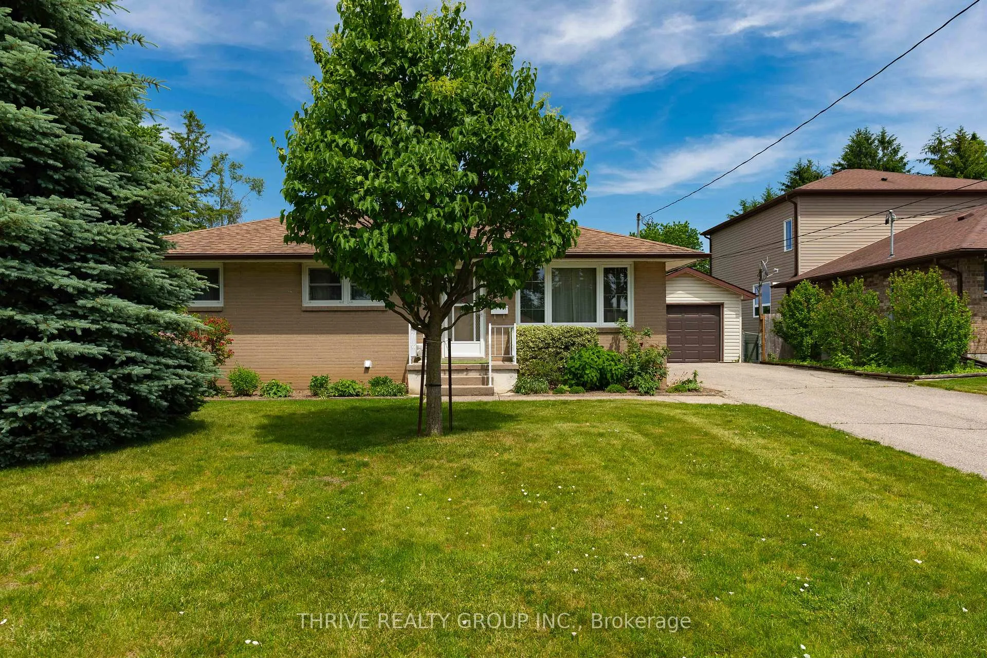Photo 5 of 660 Gordon Avenue, London, South O — HOMEH