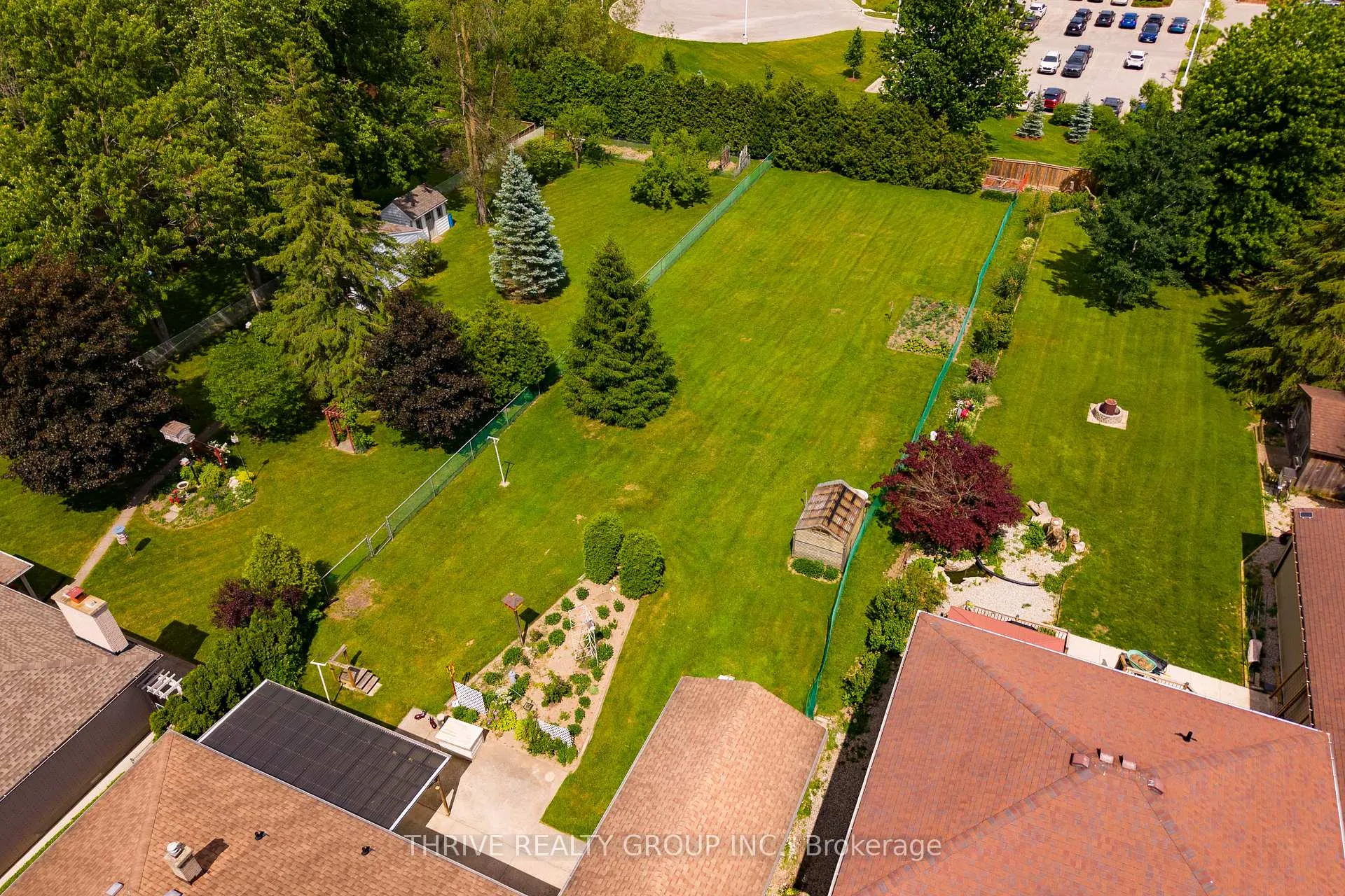 Photo 13 of 660 Gordon Avenue, London, South O — HOMEH