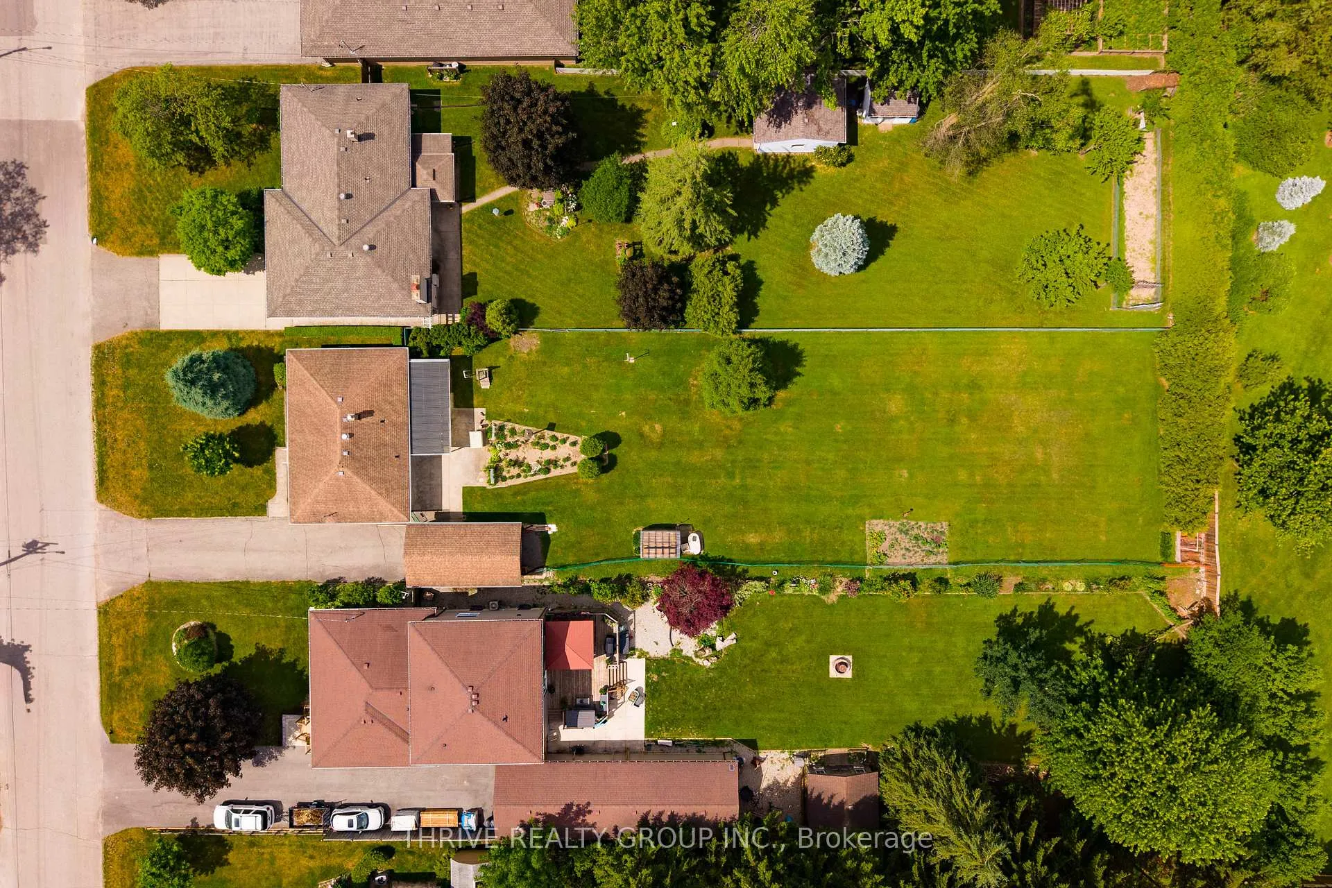Photo 17 of 660 Gordon Avenue, London, South O — HOMEH
