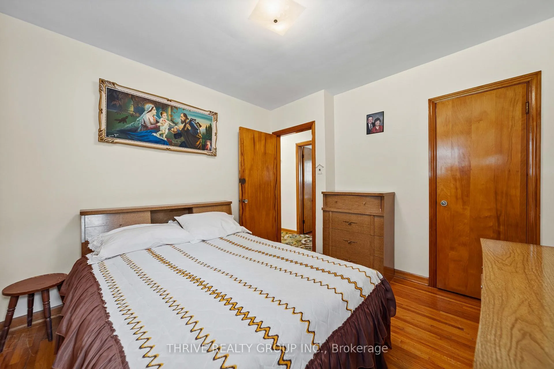 Photo 28 of 660 Gordon Avenue, London, South O — HOMEH