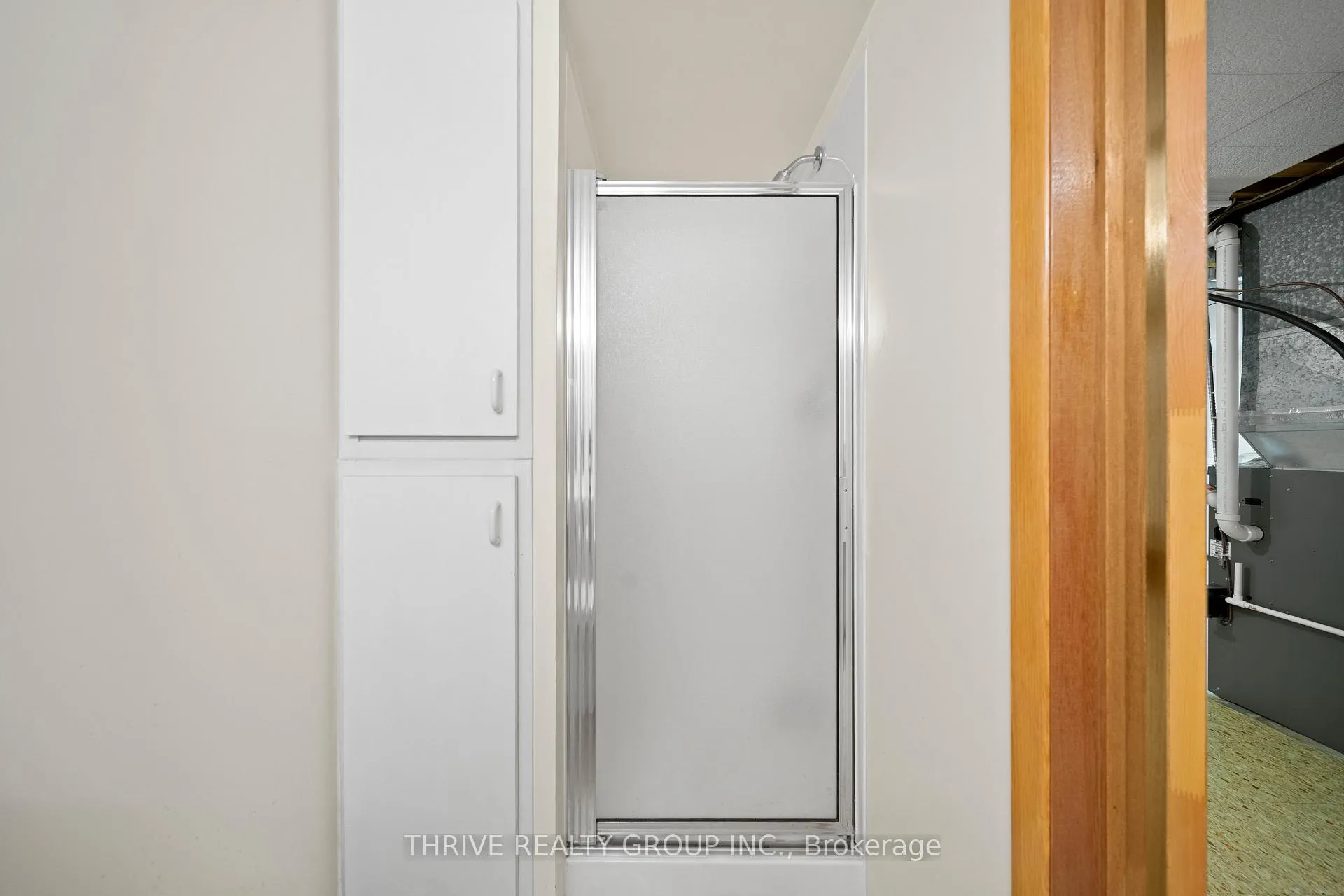 Photo 35 of 660 Gordon Avenue, London, South O — HOMEH