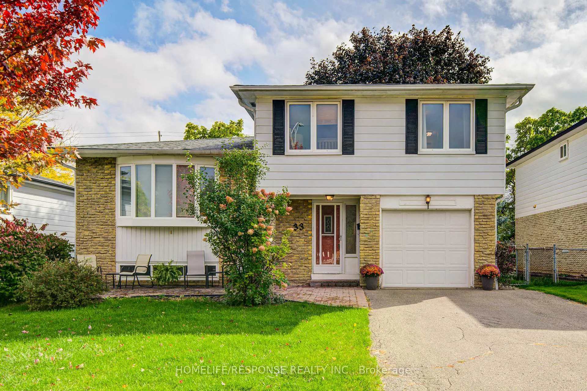Photo 1 of 33 Groveland Crescent, Brampton, Northgate — HOMEH