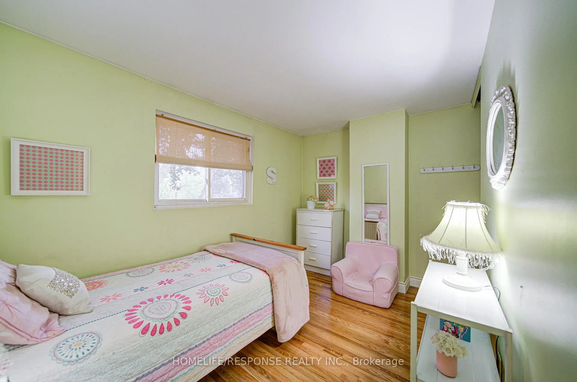 Photo 22 of 33 Groveland Crescent, Brampton, Northgate — HOMEH