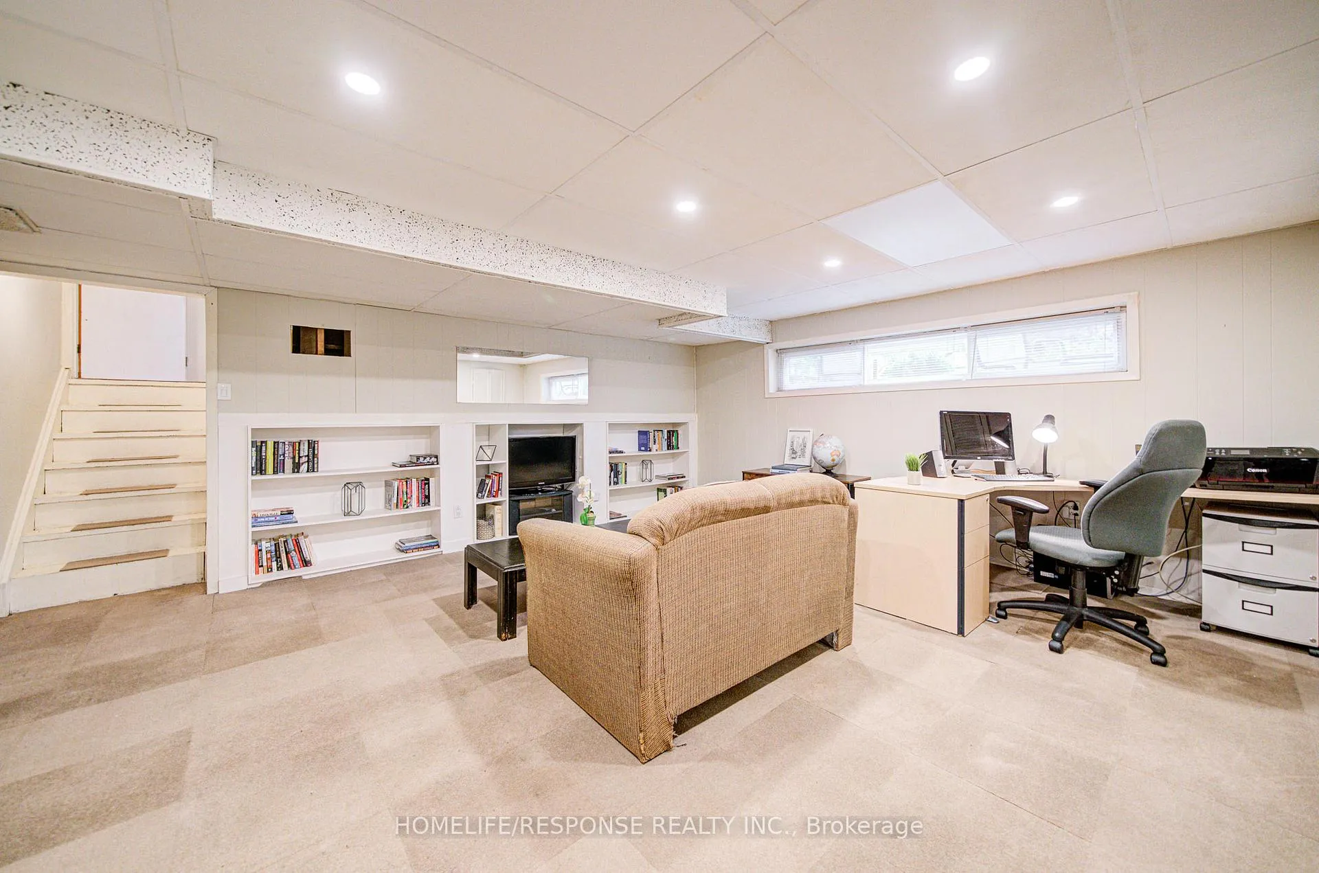 Photo 32 of 33 Groveland Crescent, Brampton, Northgate — HOMEH
