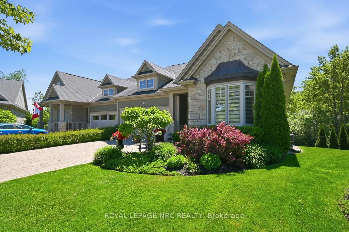 Photo 3 of 118 Coyle Court, Welland, Coyle Creek — HOMEH