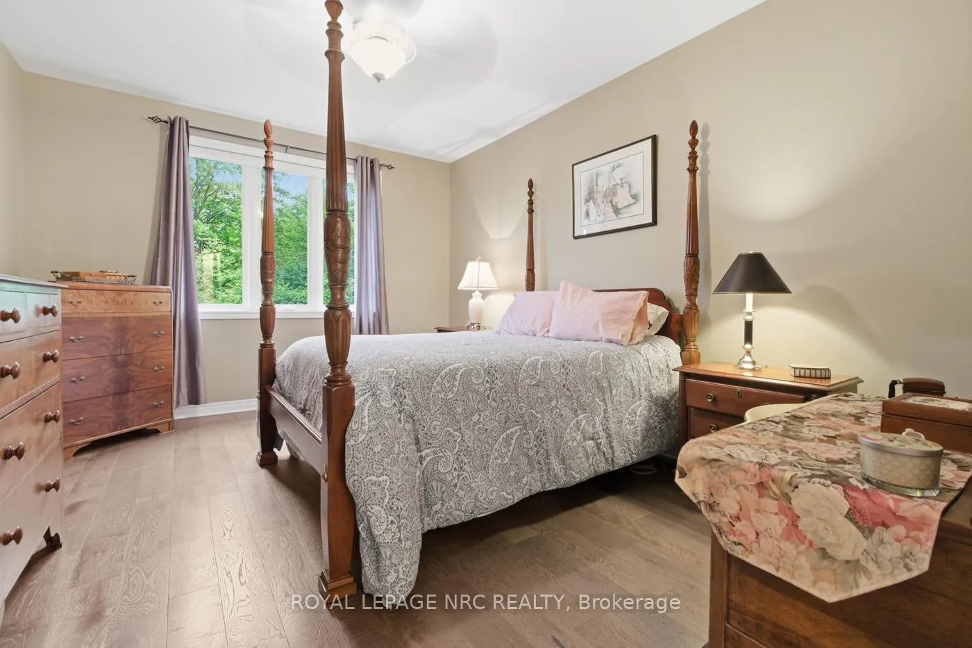 Photo 11 of 118 Coyle Court, Welland, Coyle Creek — HOMEH