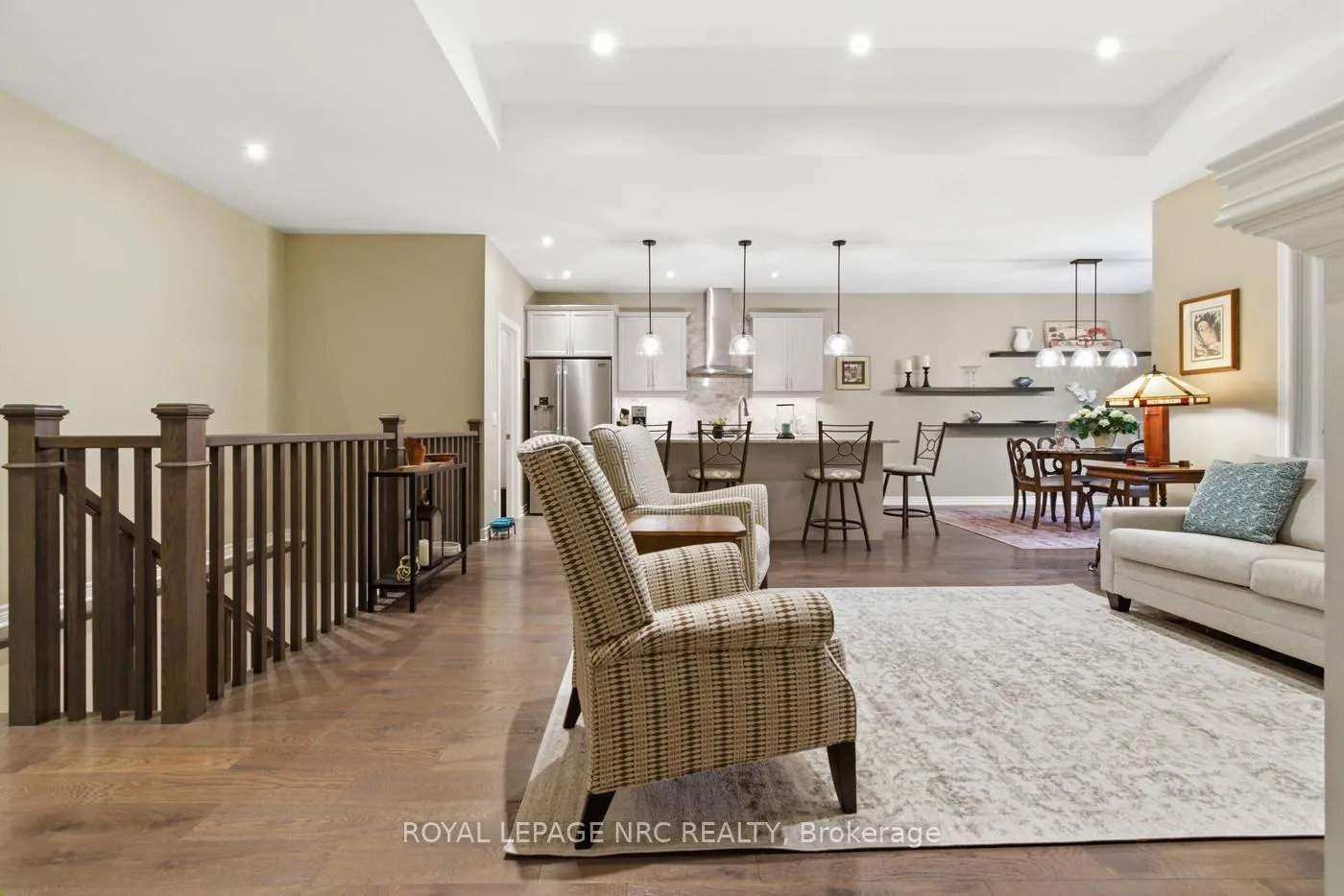 Photo 14 of 118 Coyle Court, Welland, Coyle Creek — HOMEH