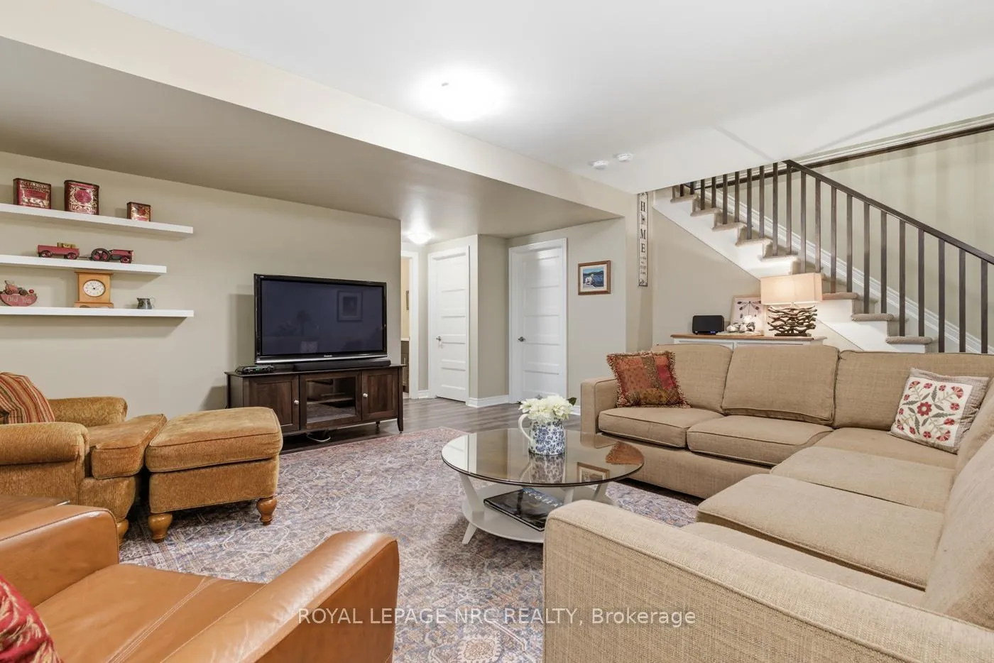 Photo 33 of 118 Coyle Court, Welland, Coyle Creek — HOMEH