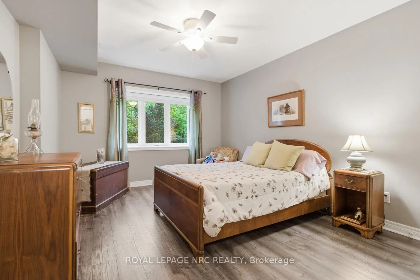 Photo 37 of 118 Coyle Court, Welland, Coyle Creek — HOMEH