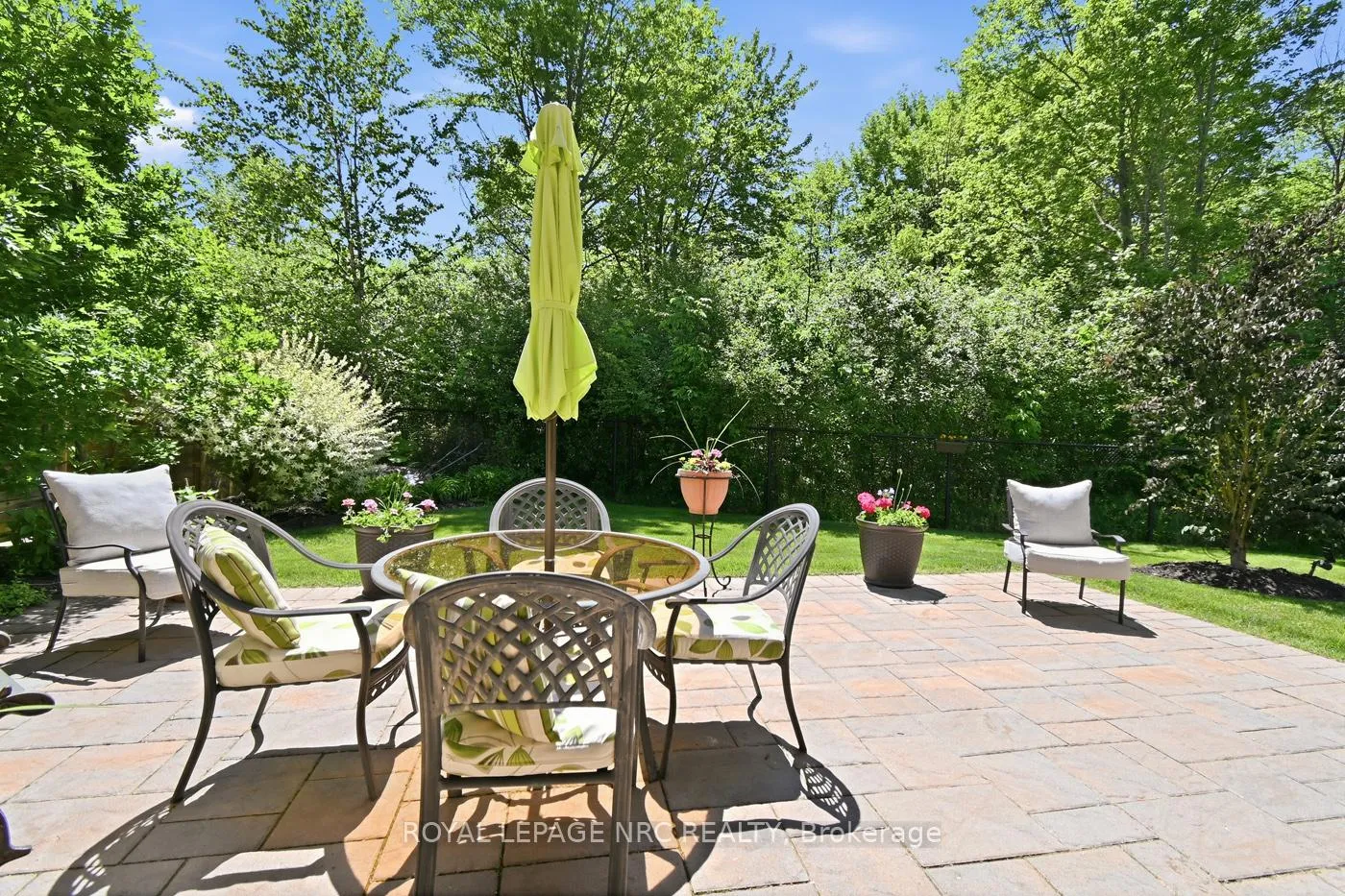 Photo 45 of 118 Coyle Court, Welland, Coyle Creek — HOMEH