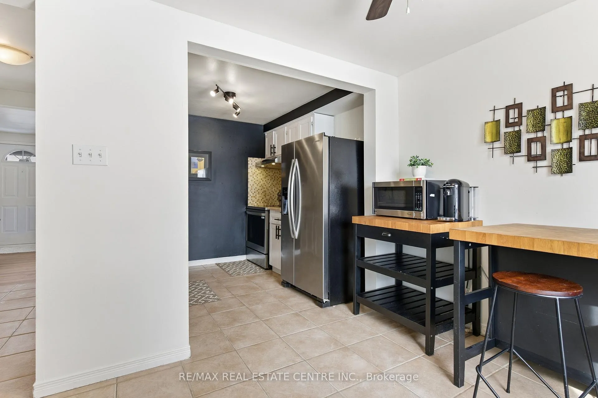 Photo 4 of Unit 22, 210 Glamis Road, Cambridge, Greenway-Chaplin — HOMEH