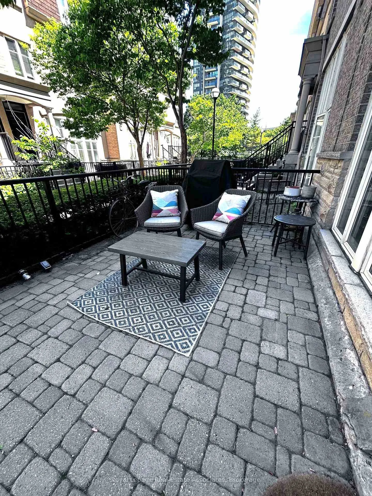 Photo 3 of Unit 311, 30 Western Battery Road, Toronto, Niagara — HOMEH