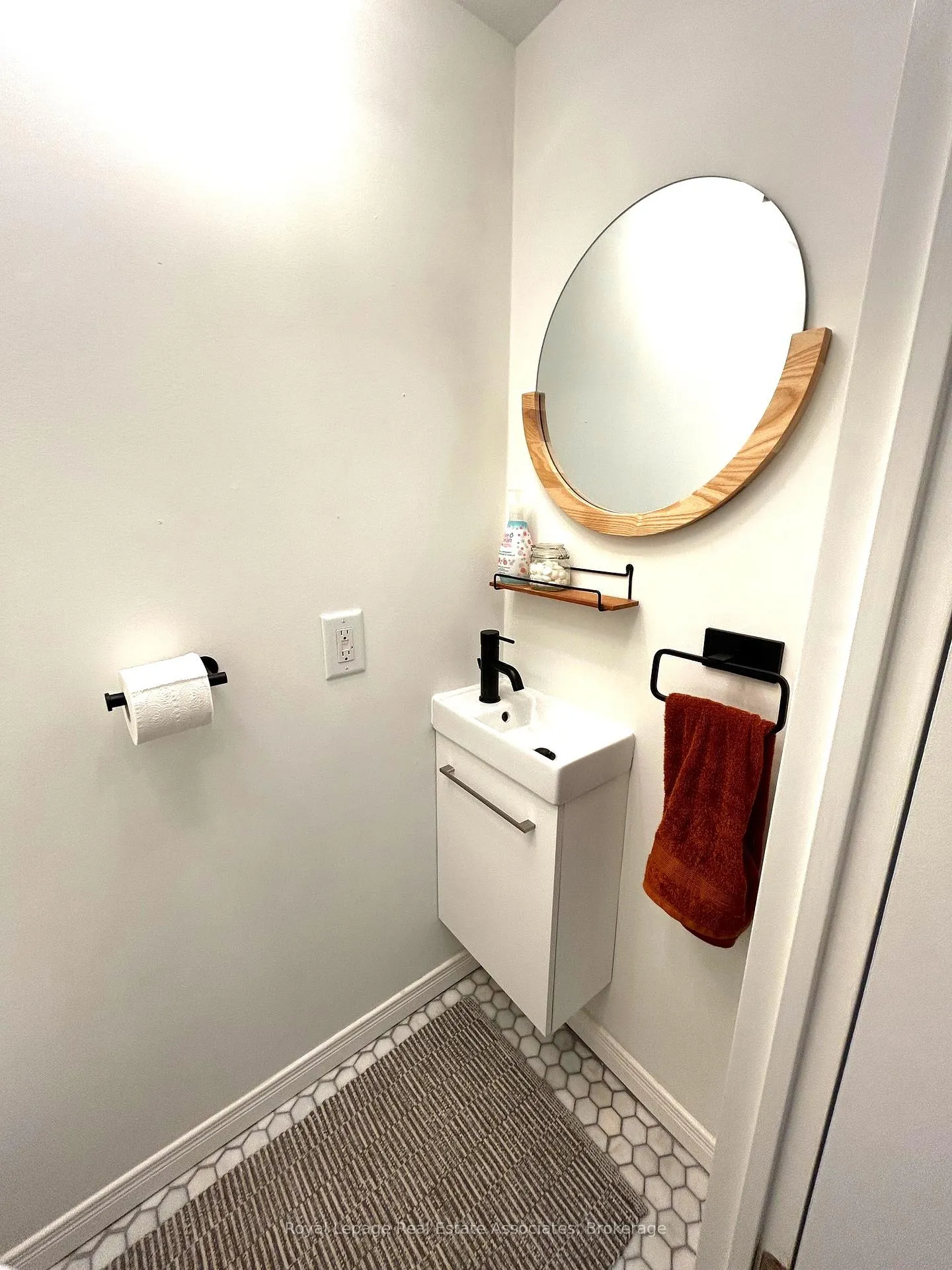 Photo 12 of Unit 311, 30 Western Battery Road, Toronto, Niagara — HOMEH