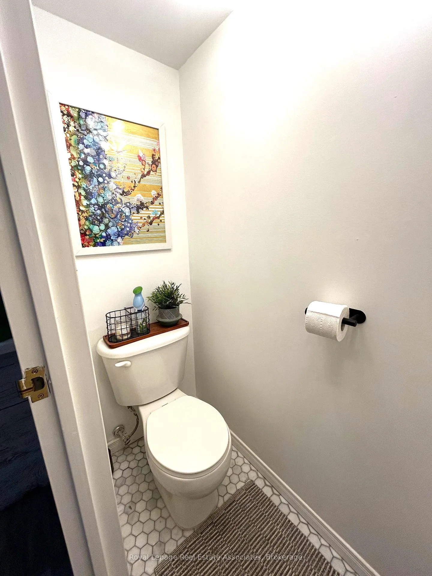 Photo 13 of Unit 311, 30 Western Battery Road, Toronto, Niagara — HOMEH