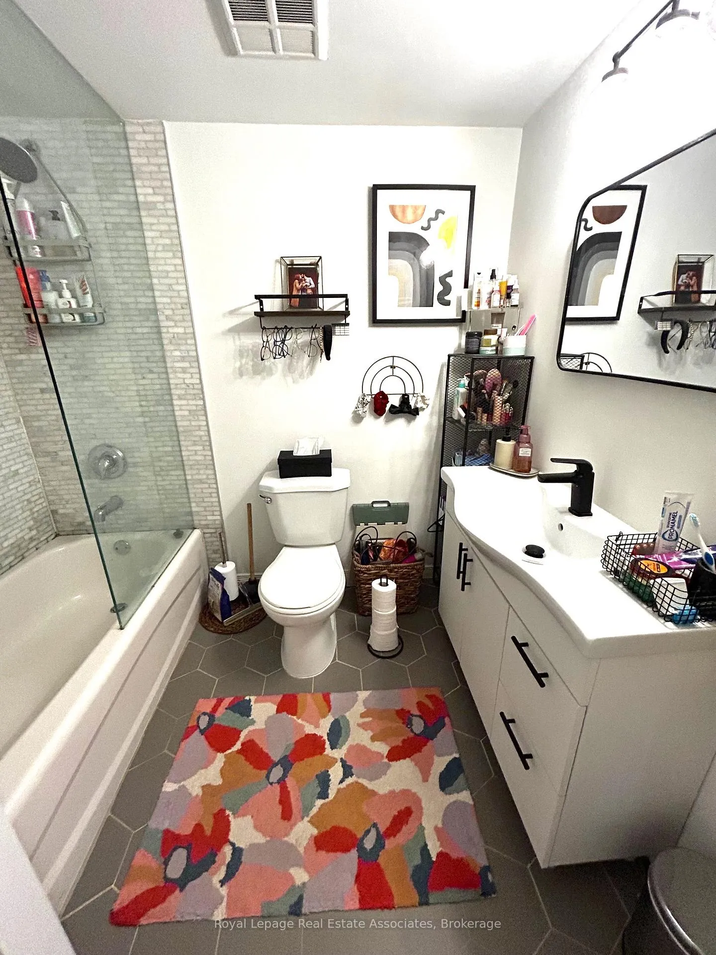 Photo 19 of Unit 311, 30 Western Battery Road, Toronto, Niagara — HOMEH