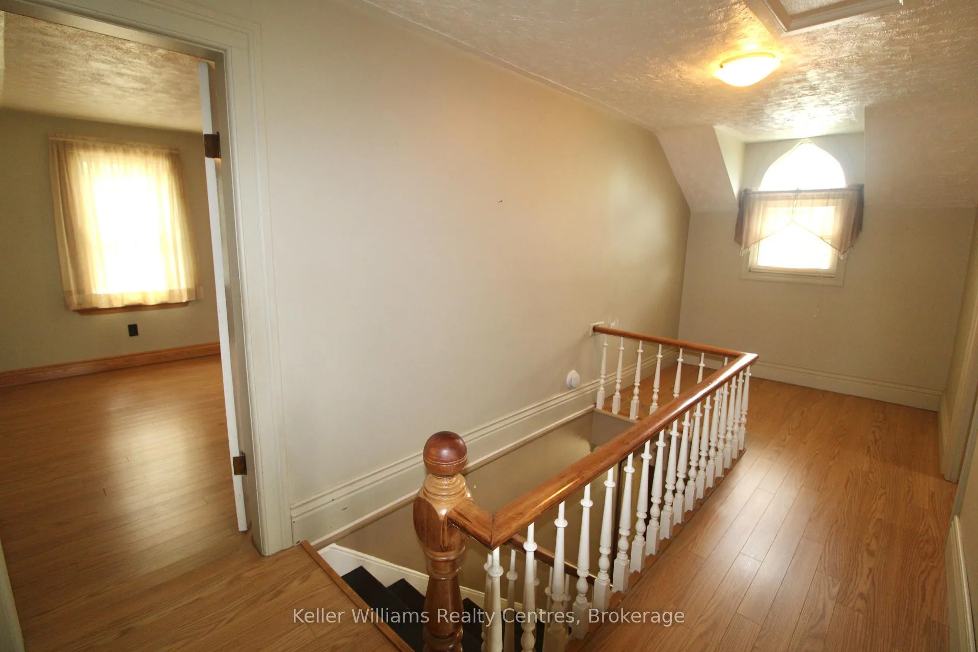 Photo 24 of 52 Main Street N, Brockton — HOMEH
