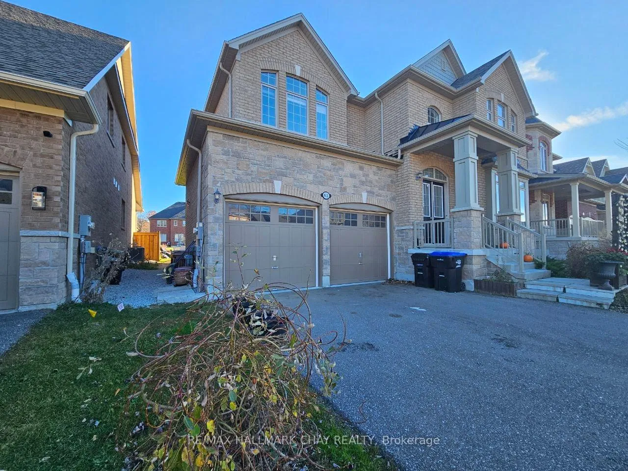 Front of Unit Lower, 63 Victoria Wood Avenue
