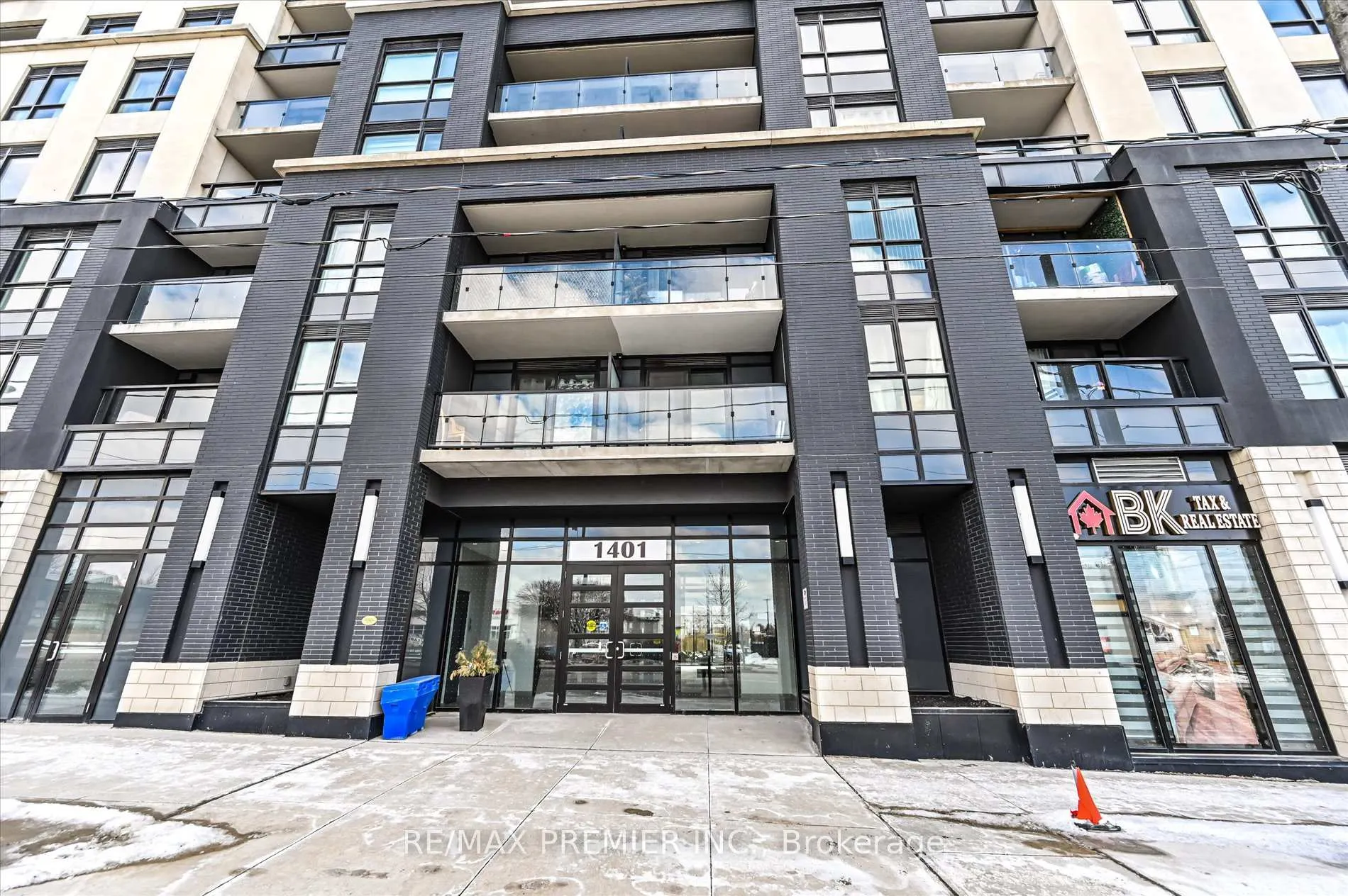 Photo 2 of Unit 504, 1401 O'Connor Drive, Toronto, O'Connor-Parkview — HOMEH