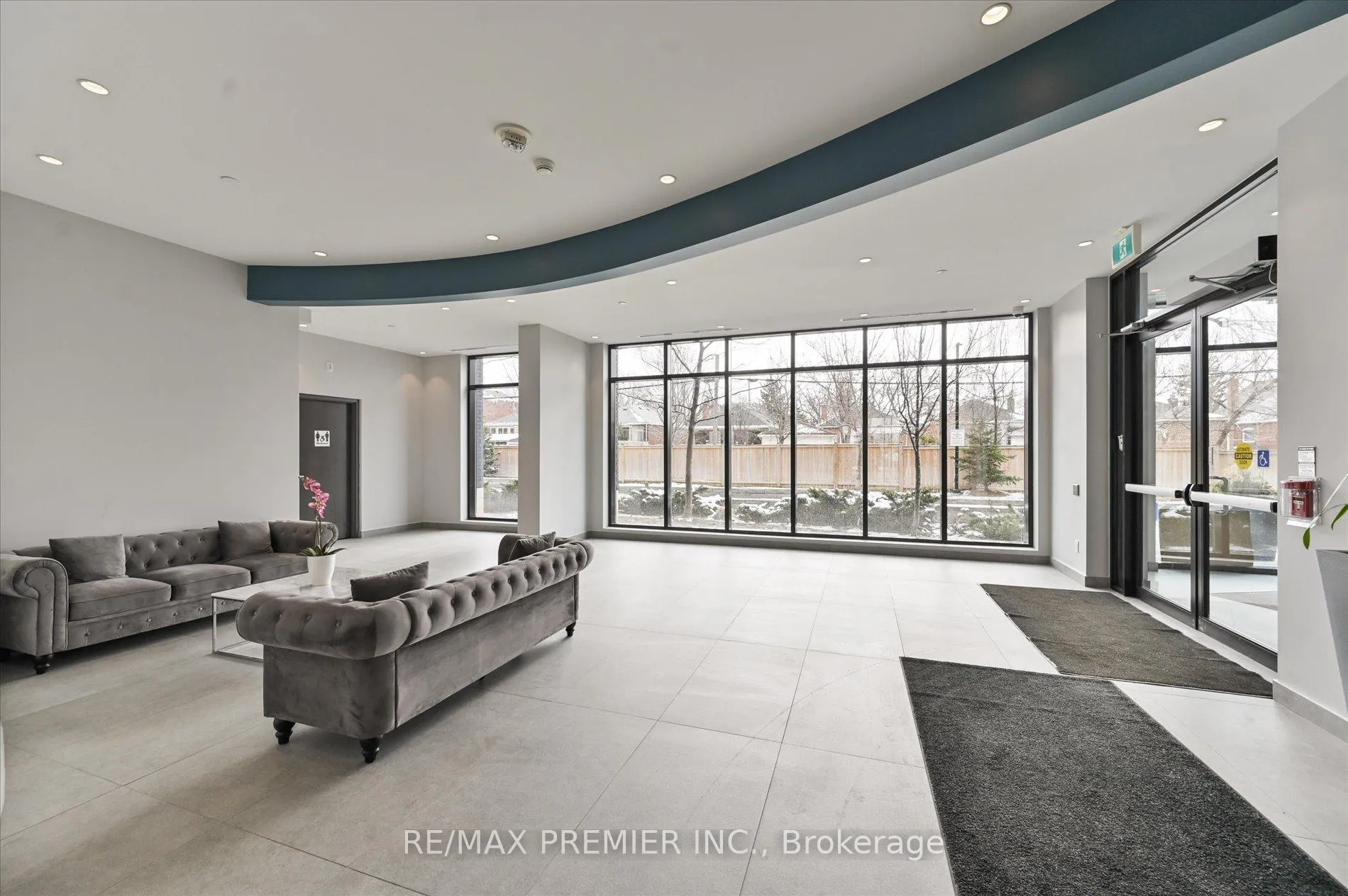 Photo 3 of Unit 504, 1401 O'Connor Drive, Toronto, O'Connor-Parkview — HOMEH