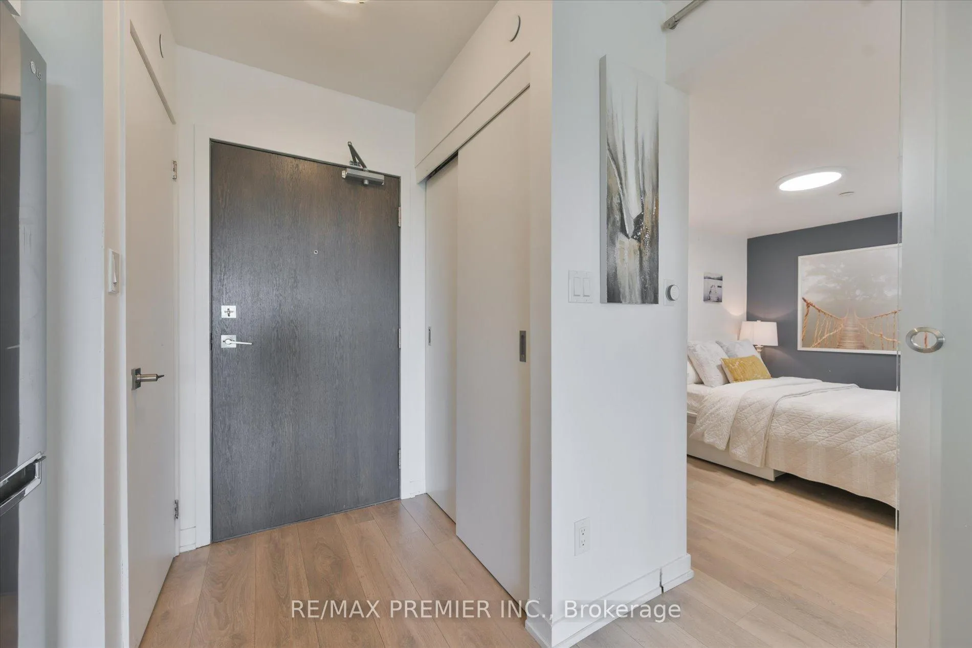 Photo 4 of Unit 504, 1401 O'Connor Drive, Toronto, O'Connor-Parkview — HOMEH