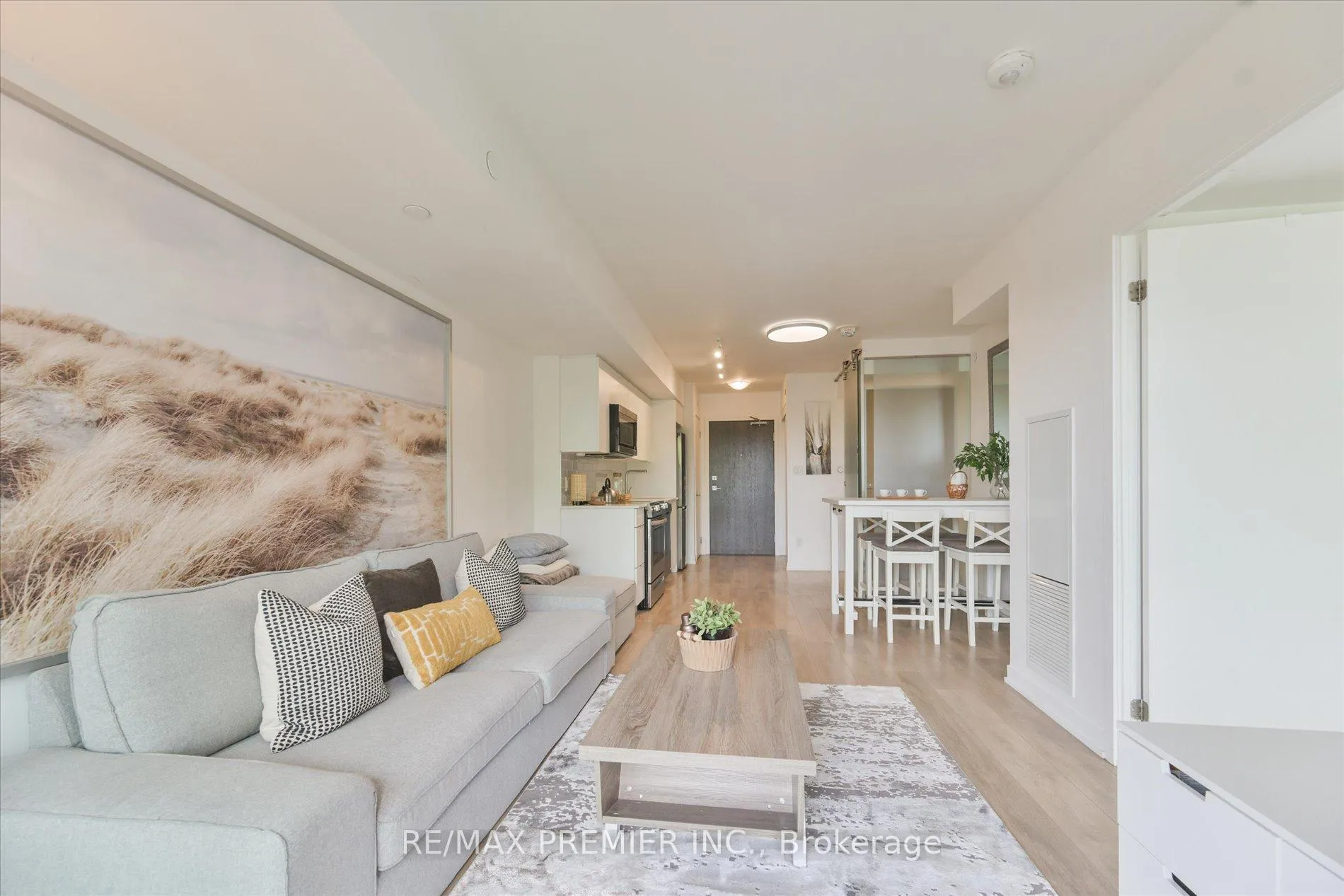Photo 10 of Unit 504, 1401 O'Connor Drive, Toronto, O'Connor-Parkview — HOMEH
