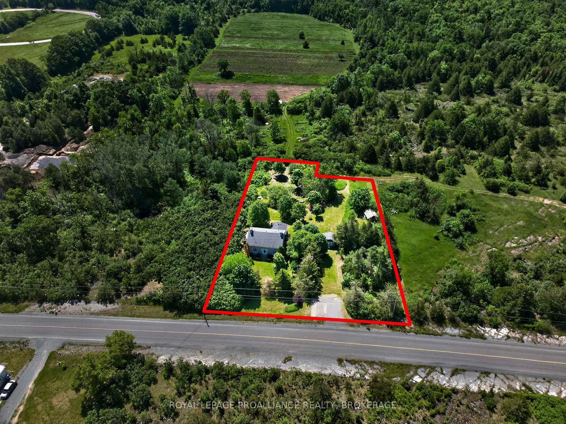 Photo 40 of 734 Fred Brown Road, Loyalist, Lennox and Addington - South — HOMEH