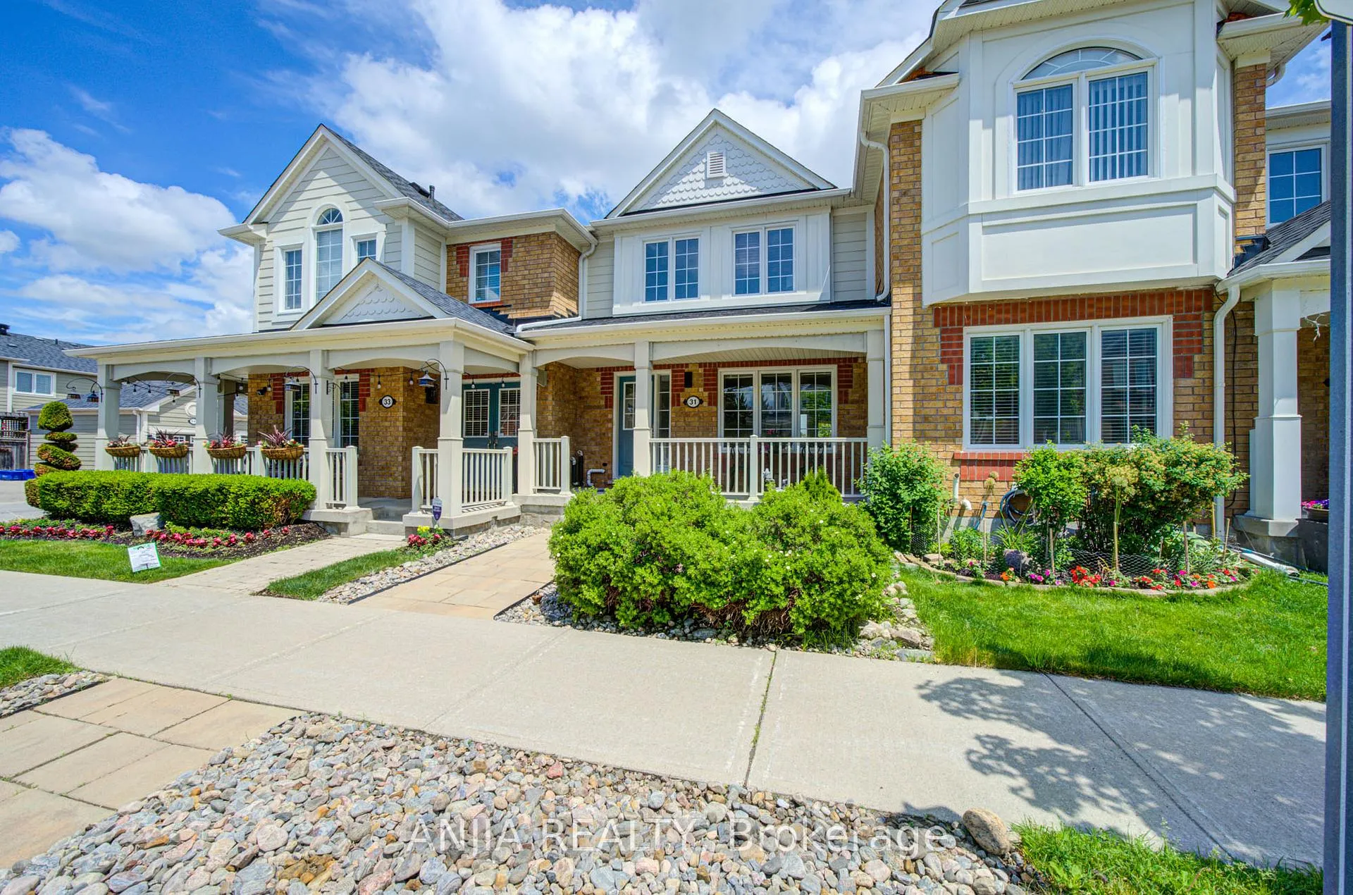 Photo 2 of 31 Calafia Street, Markham, Cornell — HOMEH