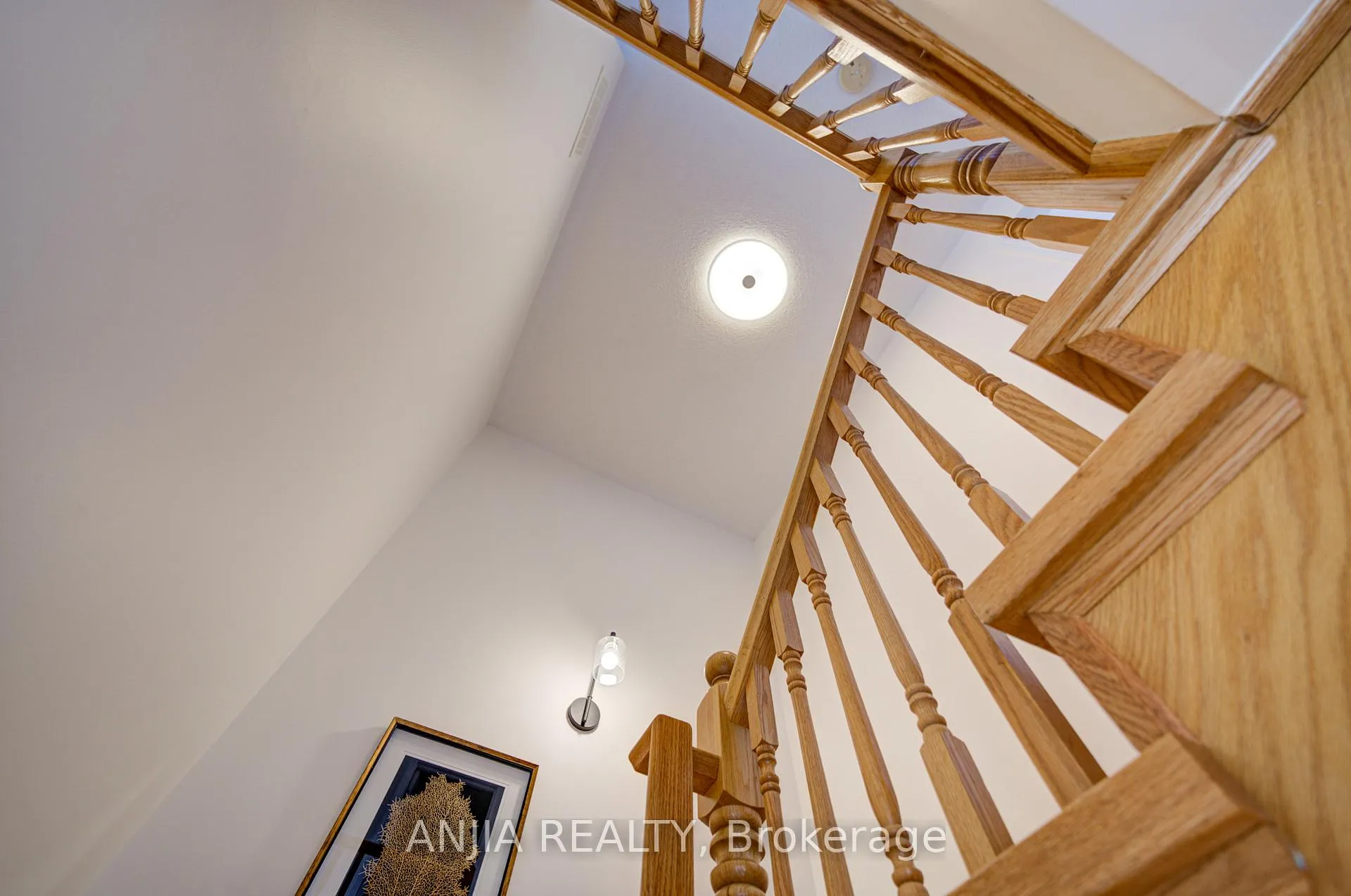 Photo 21 of 31 Calafia Street, Markham, Cornell — HOMEH