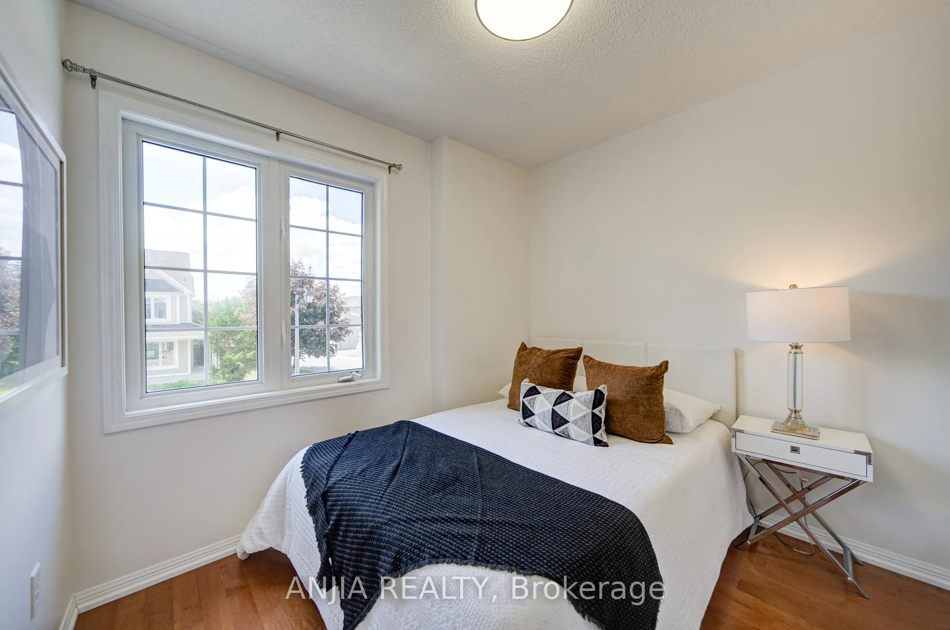 Photo 29 of 31 Calafia Street, Markham, Cornell — HOMEH