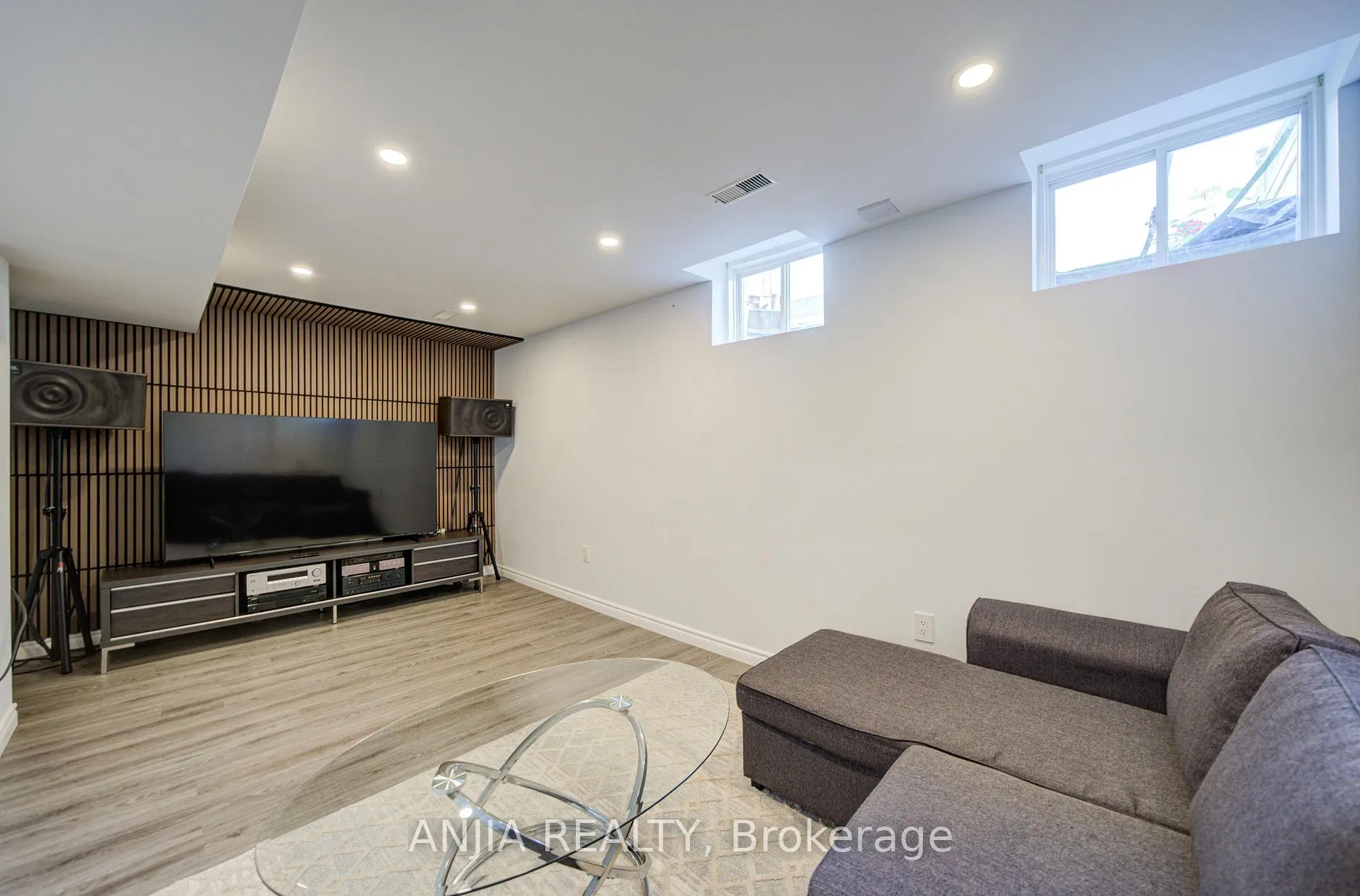Photo 36 of 31 Calafia Street, Markham, Cornell — HOMEH