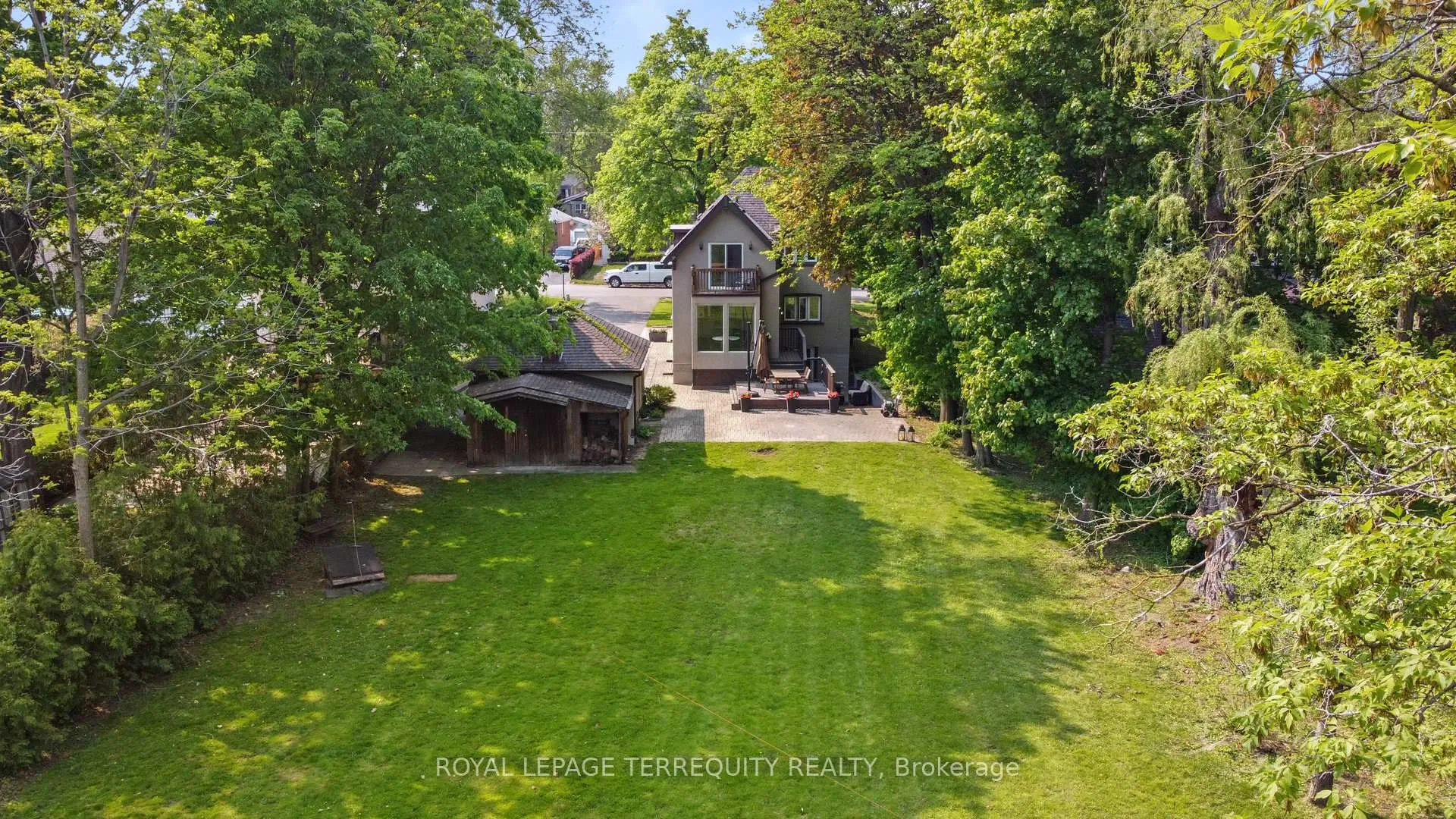 Photo 44 of 65 Burnhamthorpe Crescent, Etobicoke, Islington-City Centre West — HOMEH