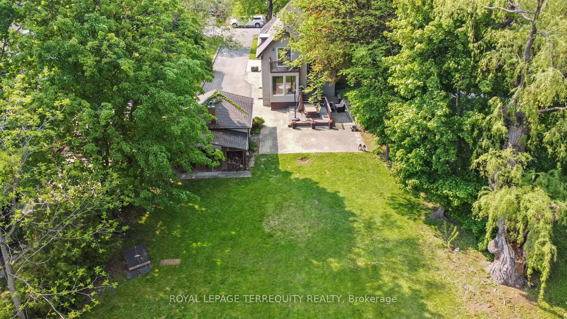Photo 45 of 65 Burnhamthorpe Crescent, Etobicoke, Islington-City Centre West — HOMEH