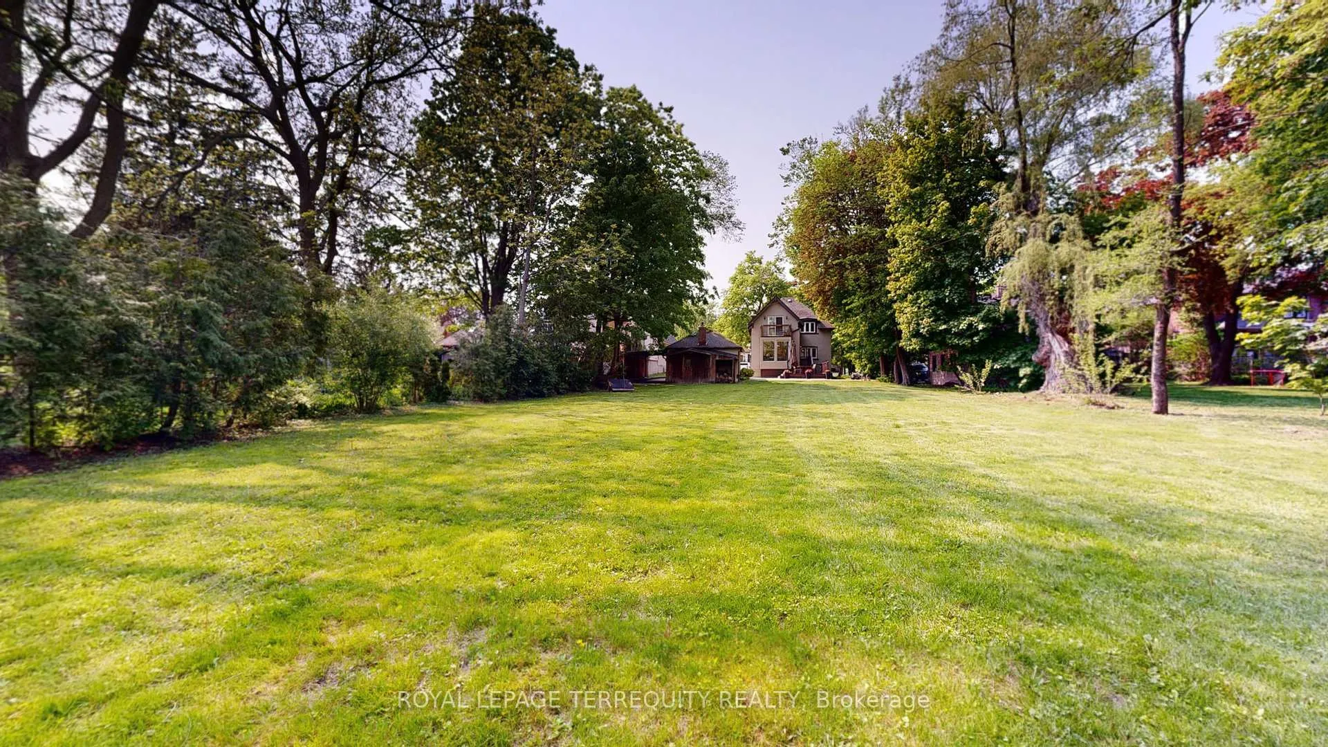 Photo 46 of 65 Burnhamthorpe Crescent, Etobicoke, Islington-City Centre West — HOMEH