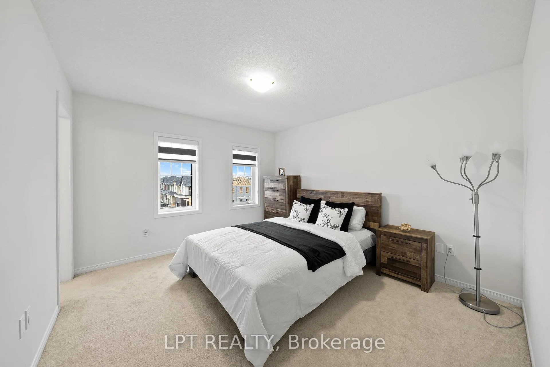 Photo 24 of 24 Bee Crescent, Brantford — HOMEH