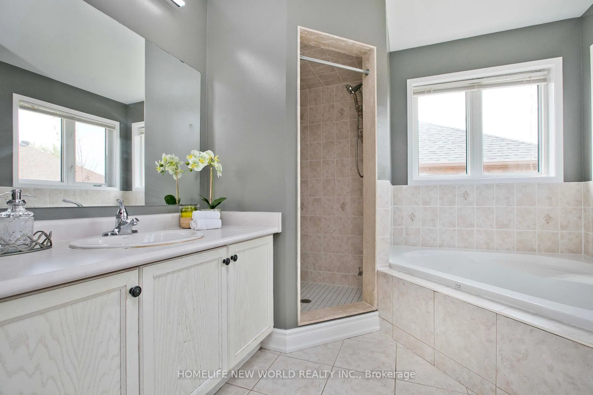 Photo 16 of 609 Fred Mclaren Boulevard, Markham, Wismer — HOMEH
