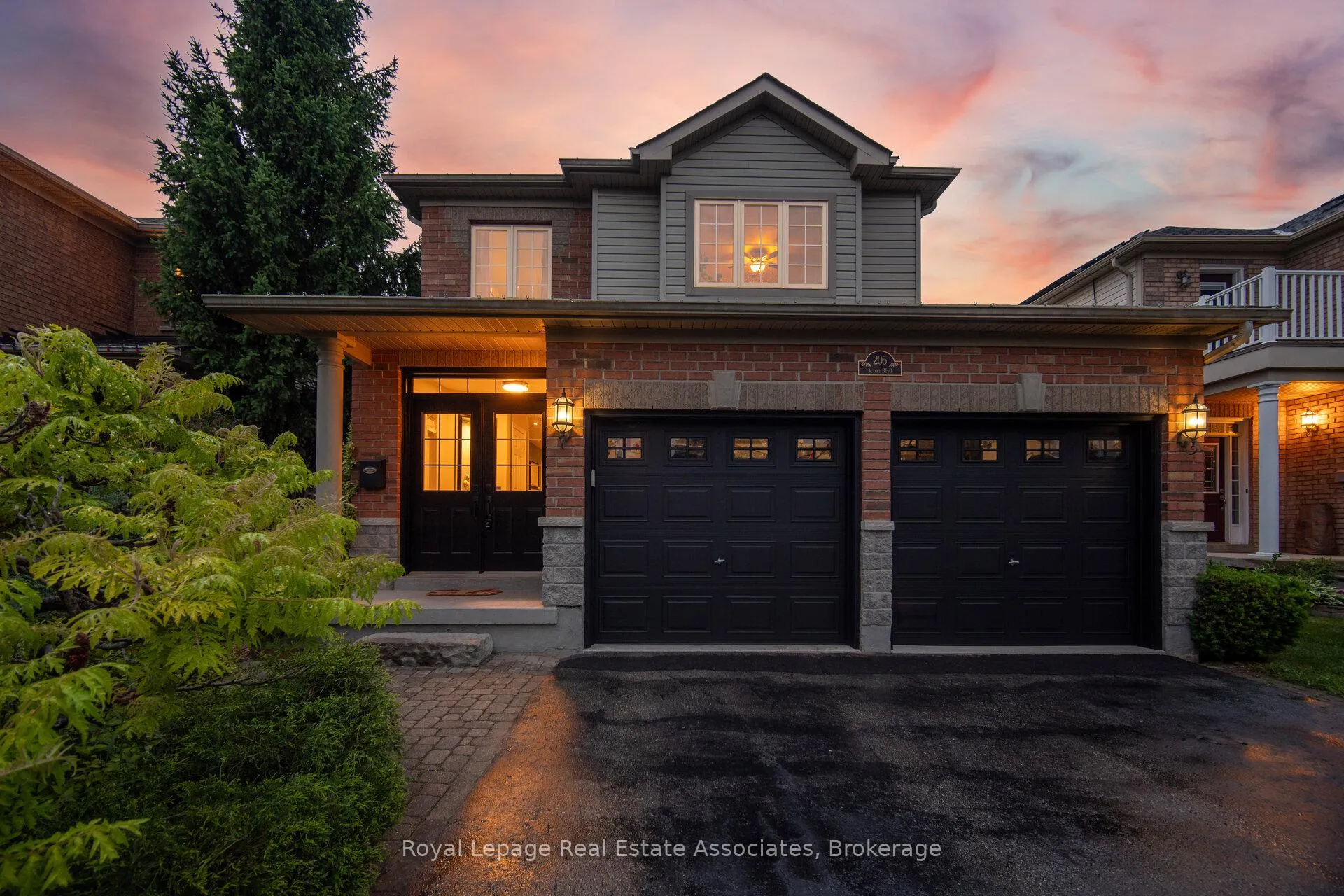 Photo 1 of 205 Acton Boulevard, Halton Hills, Acton — HOMEH