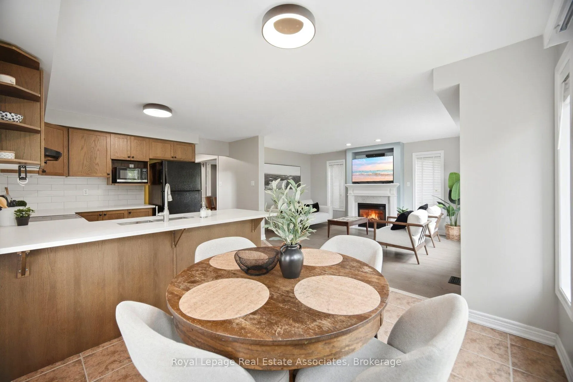Photo 13 of 205 Acton Boulevard, Halton Hills, Acton — HOMEH