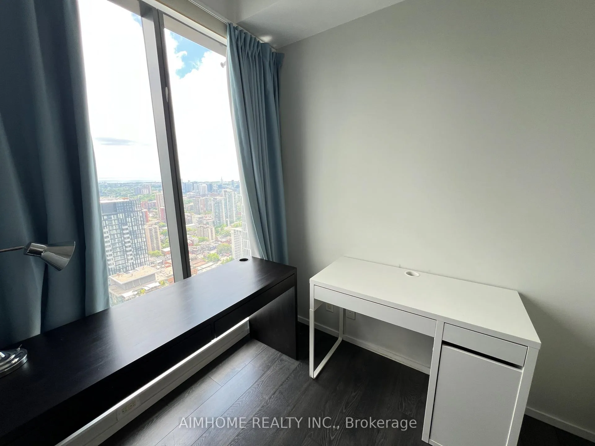 Photo 14 of Unit 4202, 5 St Joseph Street, Toronto, Bay Street Corridor — HOMEH