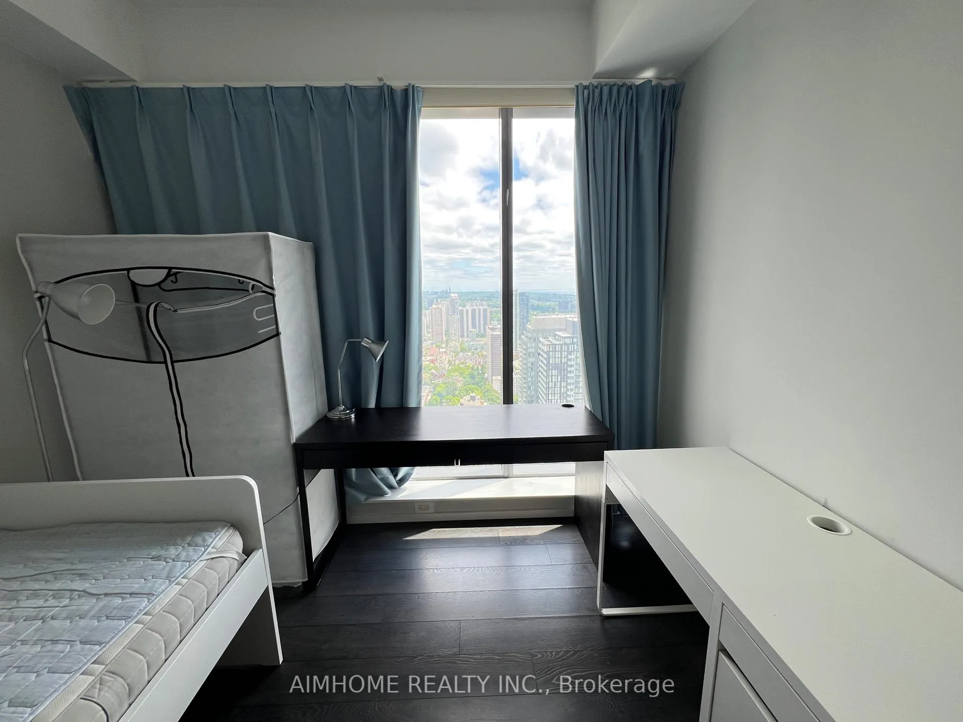 Photo 16 of Unit 4202, 5 St Joseph Street, Toronto, Bay Street Corridor — HOMEH